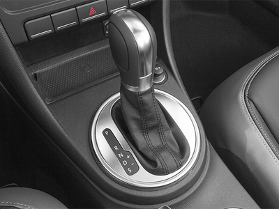 2013 Volkswagen Beetle Convertible 2.5L