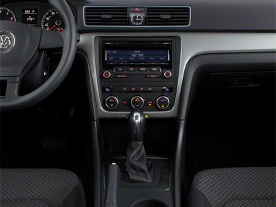 2013 Volkswagen Passat TDI SE w/Sunroof