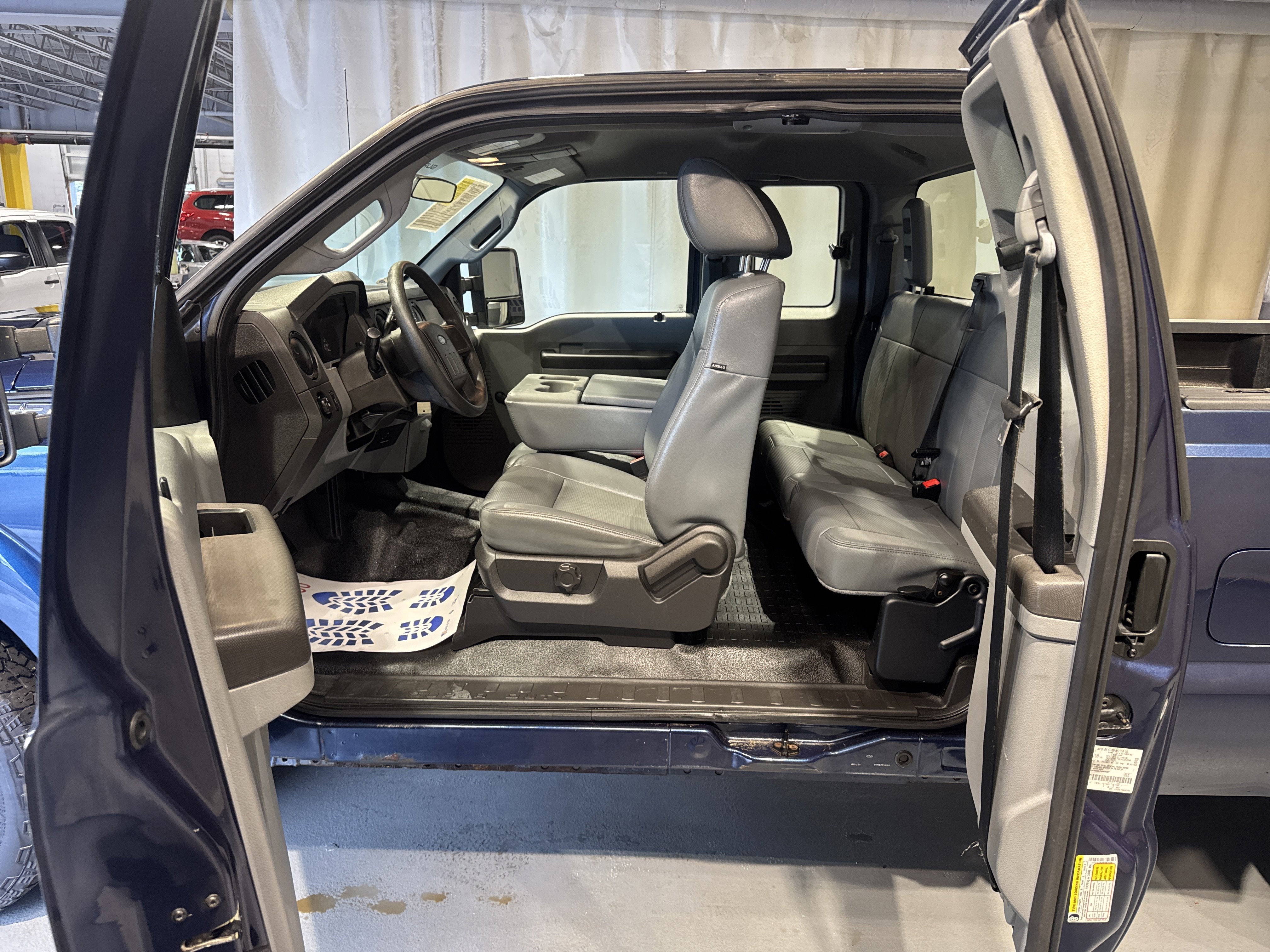 2014 Ford Super Duty F-250 SRW XL W/Value Package & Bedliner