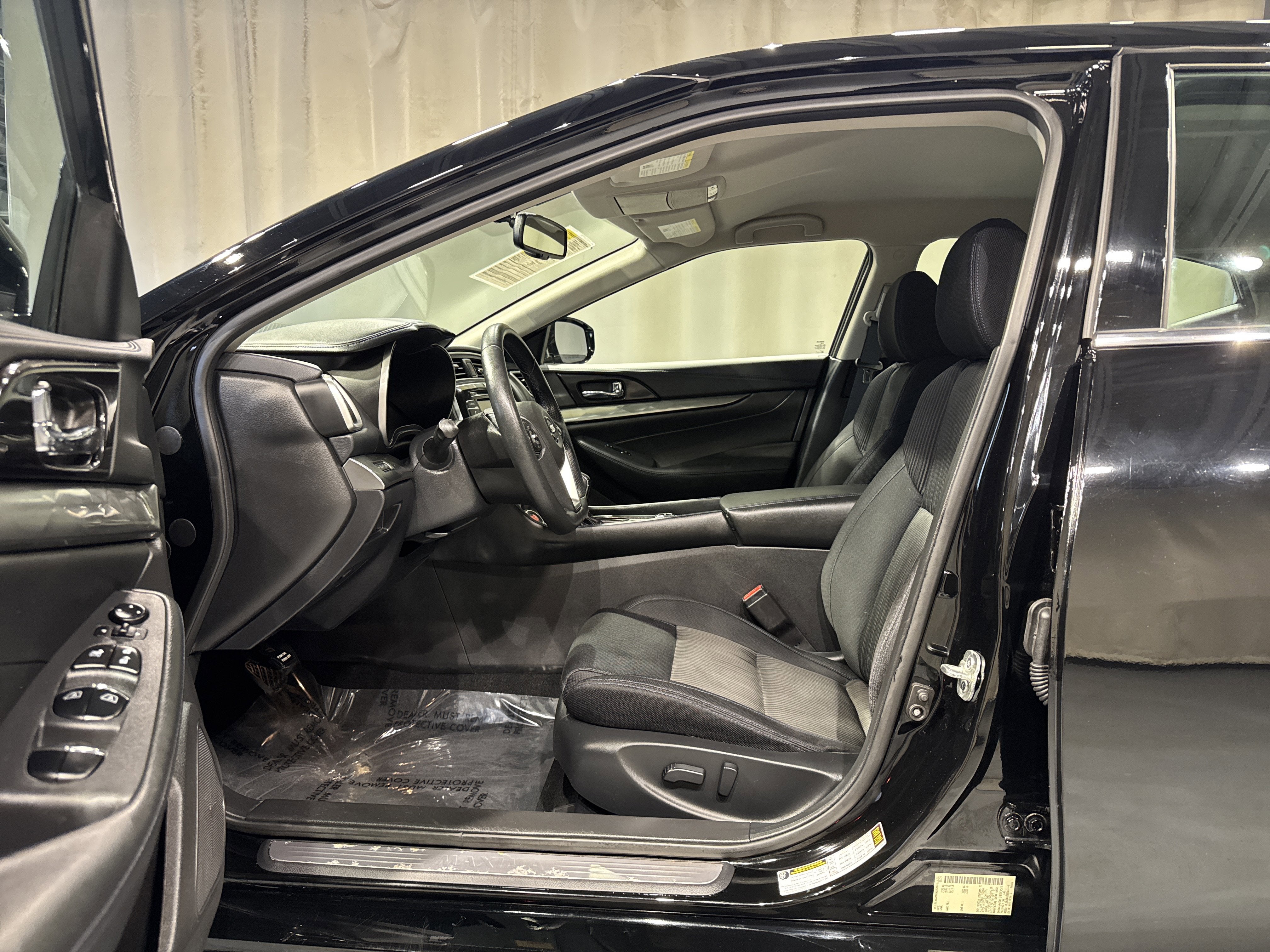 2019 Nissan Maxima S