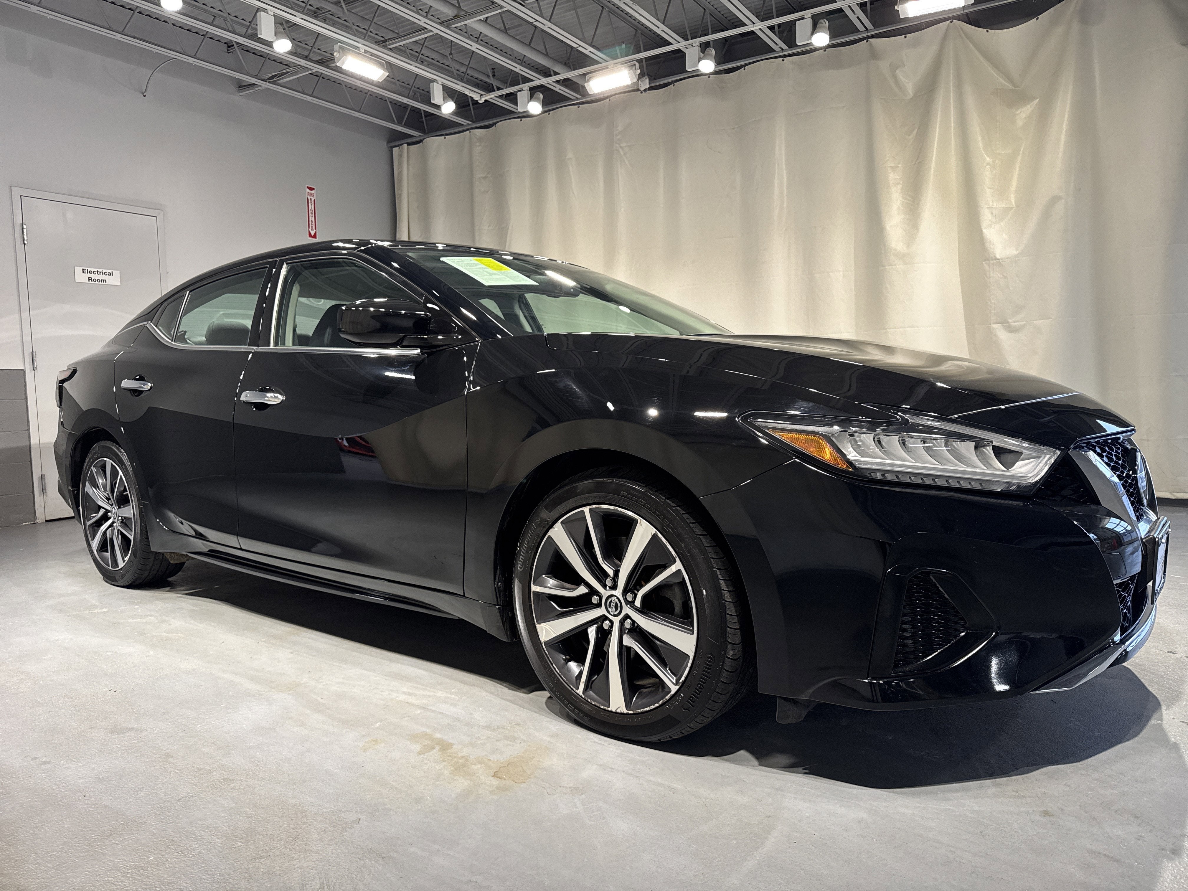 2019 Nissan Maxima S