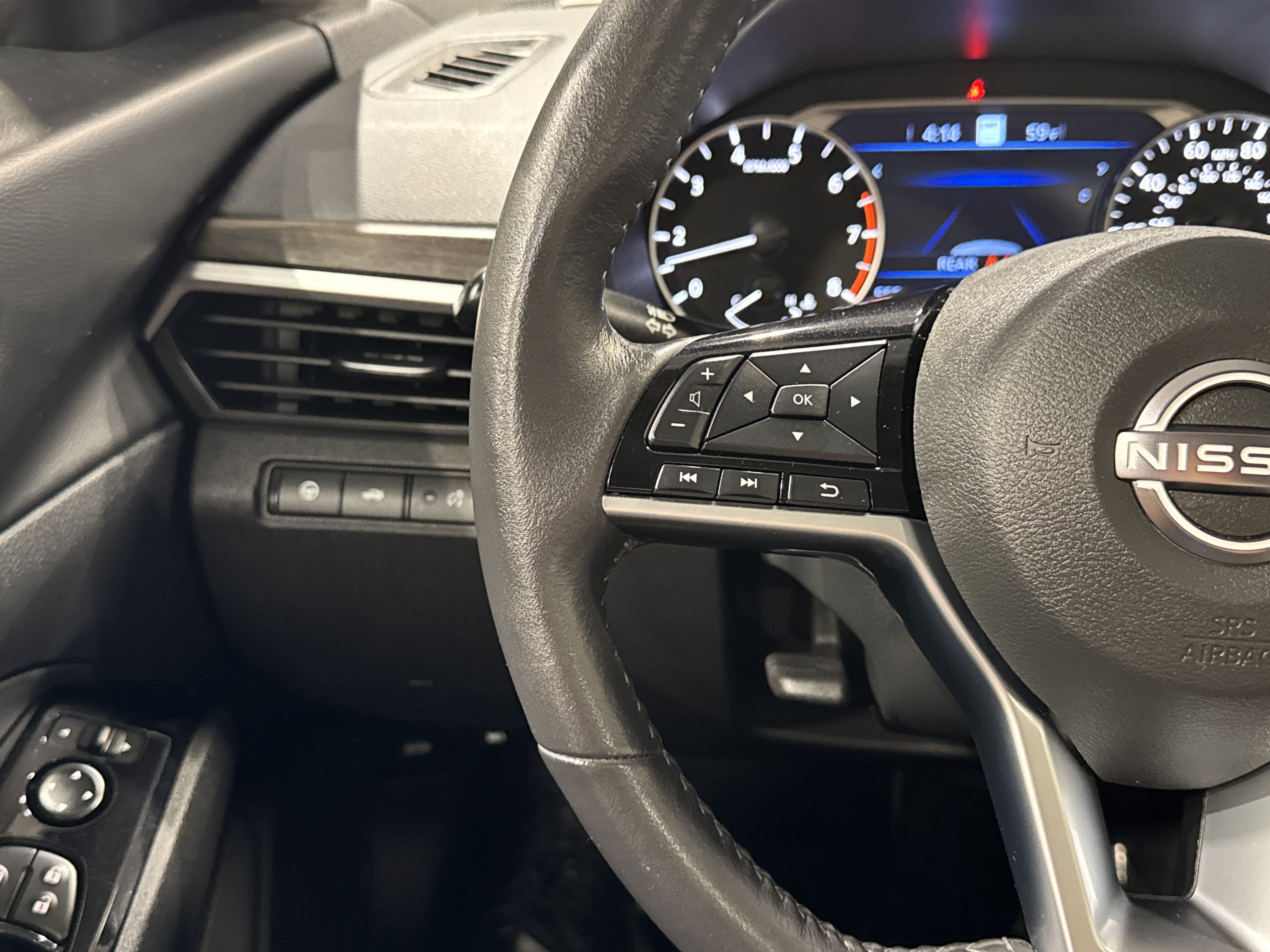 2025 Nissan Altima SL