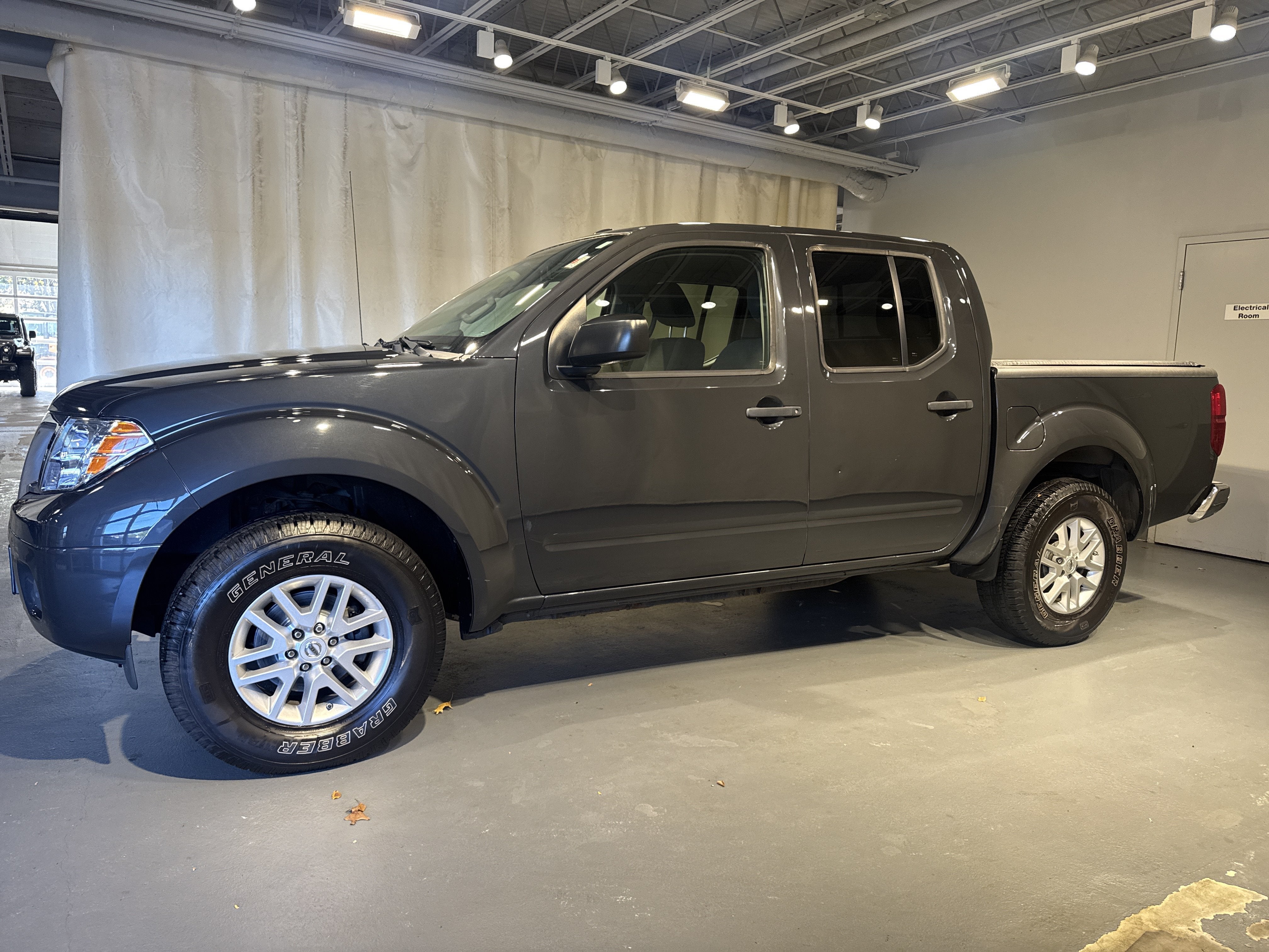 2015 Nissan Frontier SV