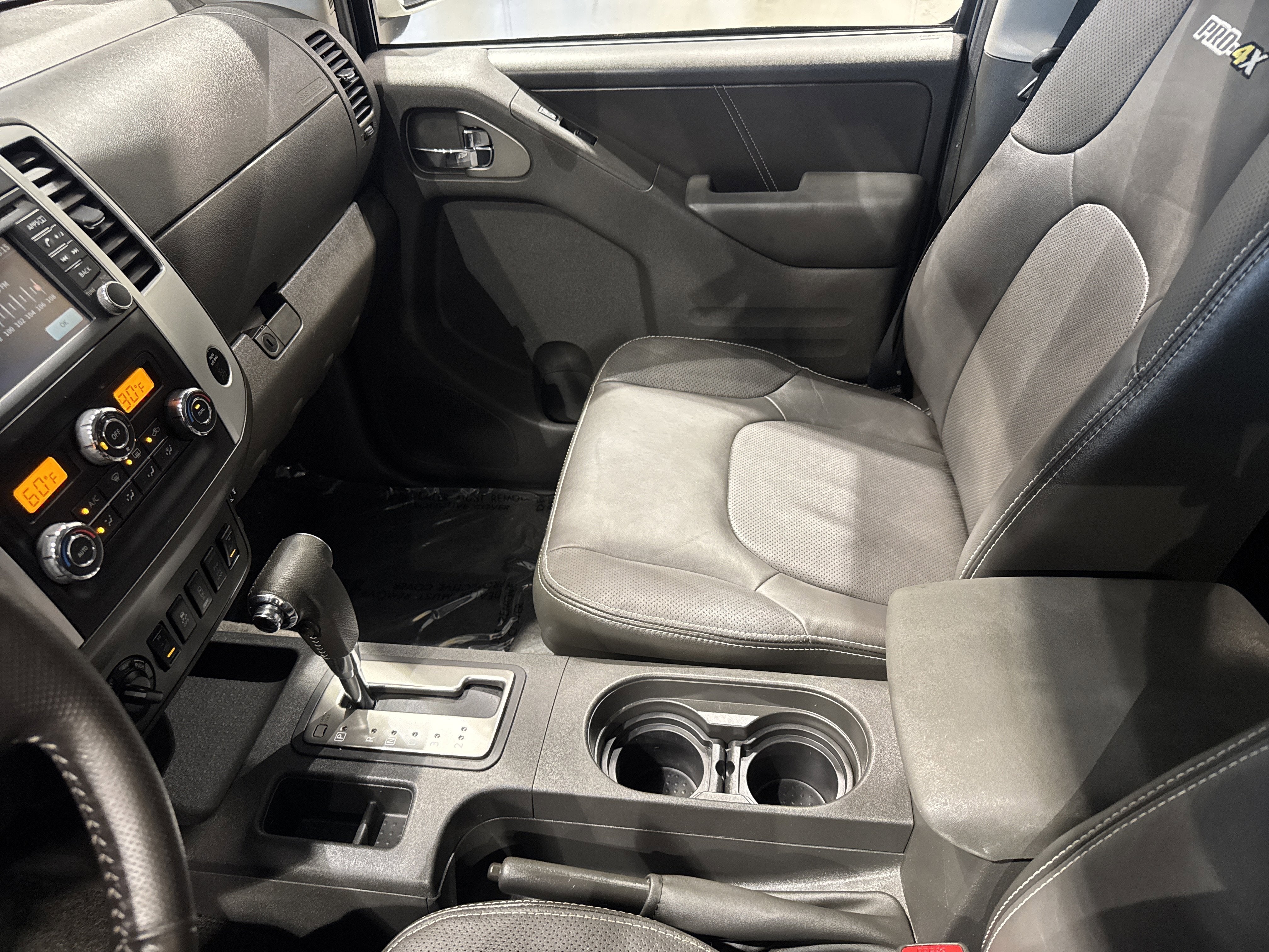 2017 Nissan Frontier PRO-4X W/LUXURY PACKAGE