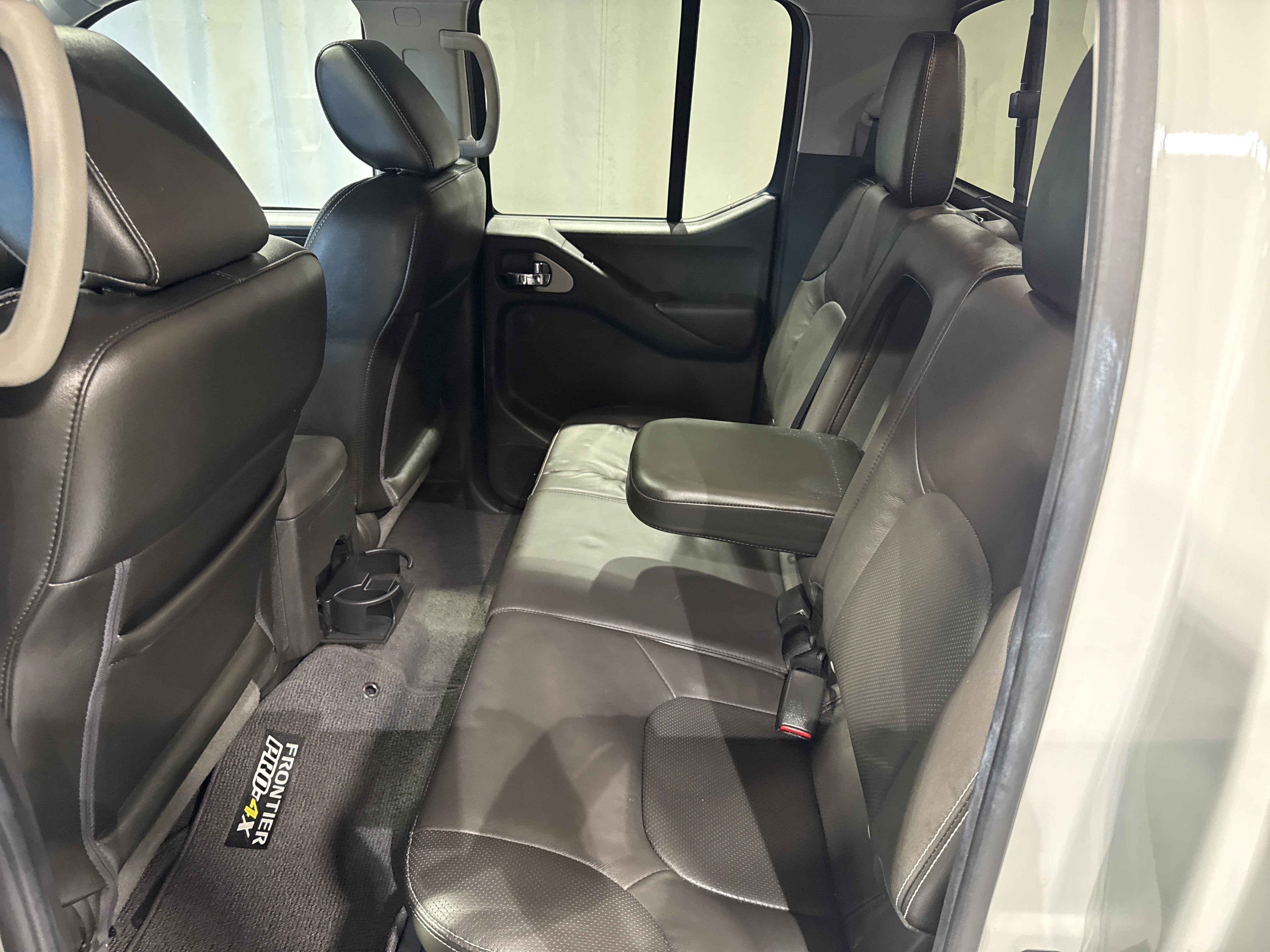 2017 Nissan Frontier PRO-4X W/LUXURY PACKAGE