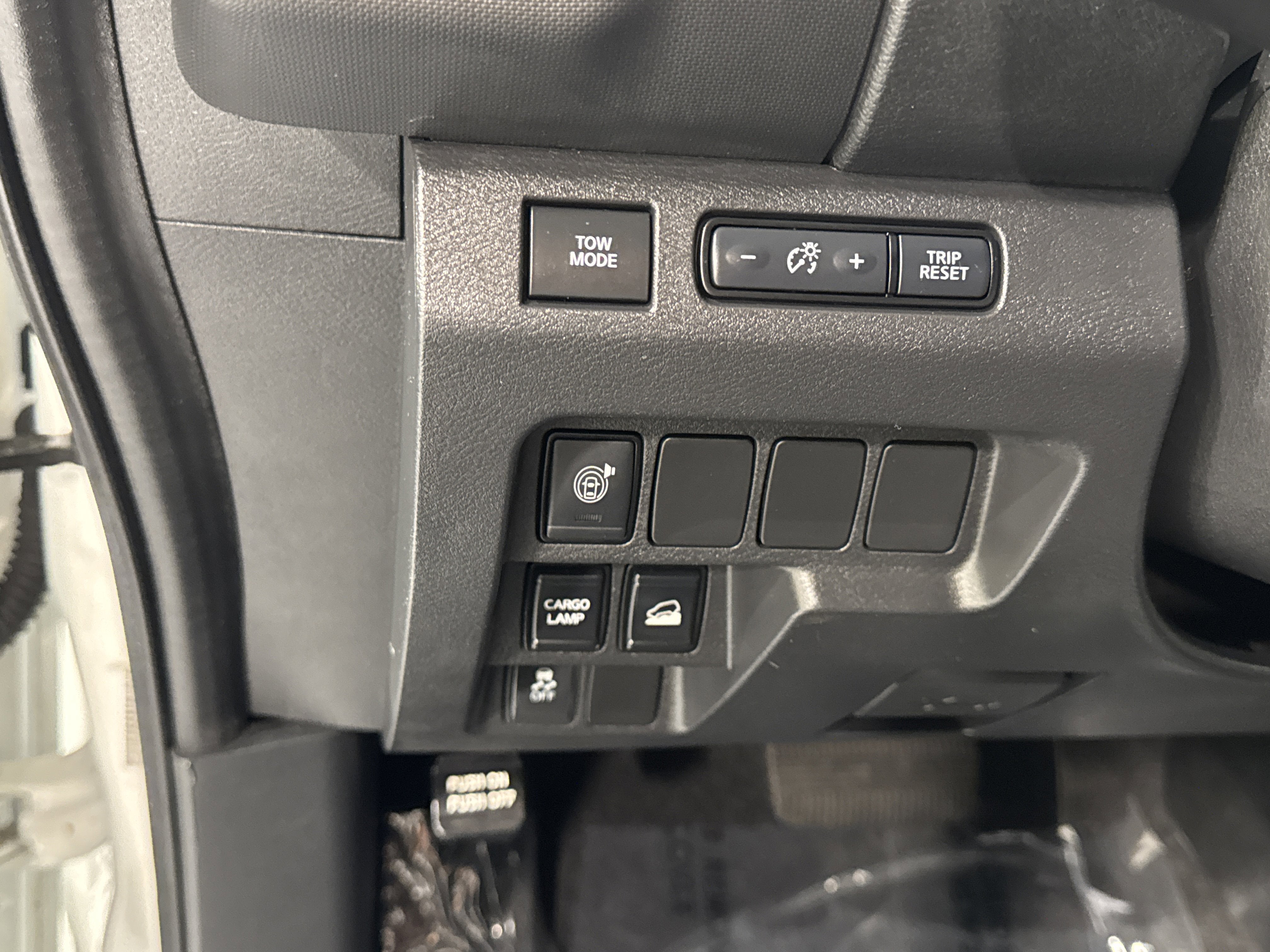 2022 Nissan Frontier SV W/Technology Package