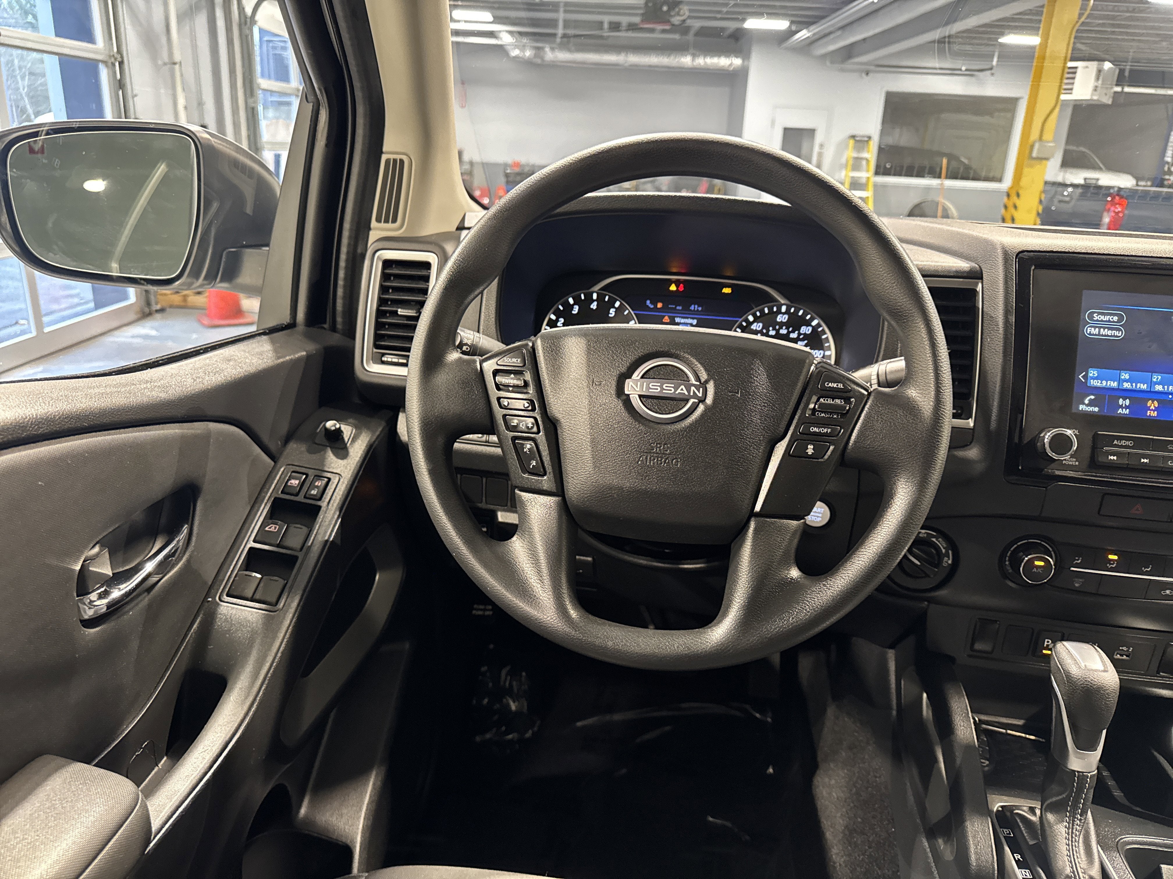 2022 Nissan Frontier SV W/Technology Package