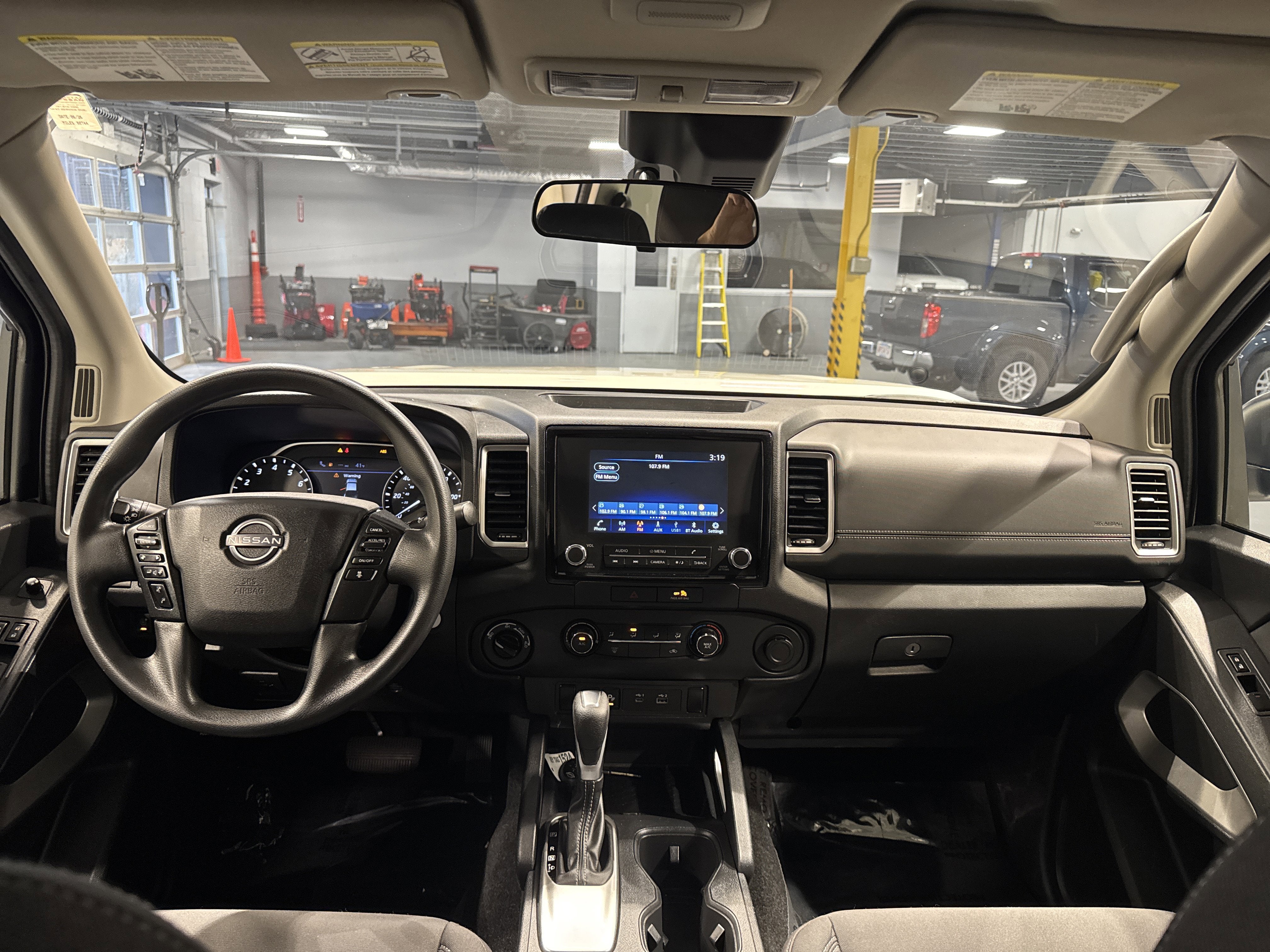 2022 Nissan Frontier SV W/Technology Package