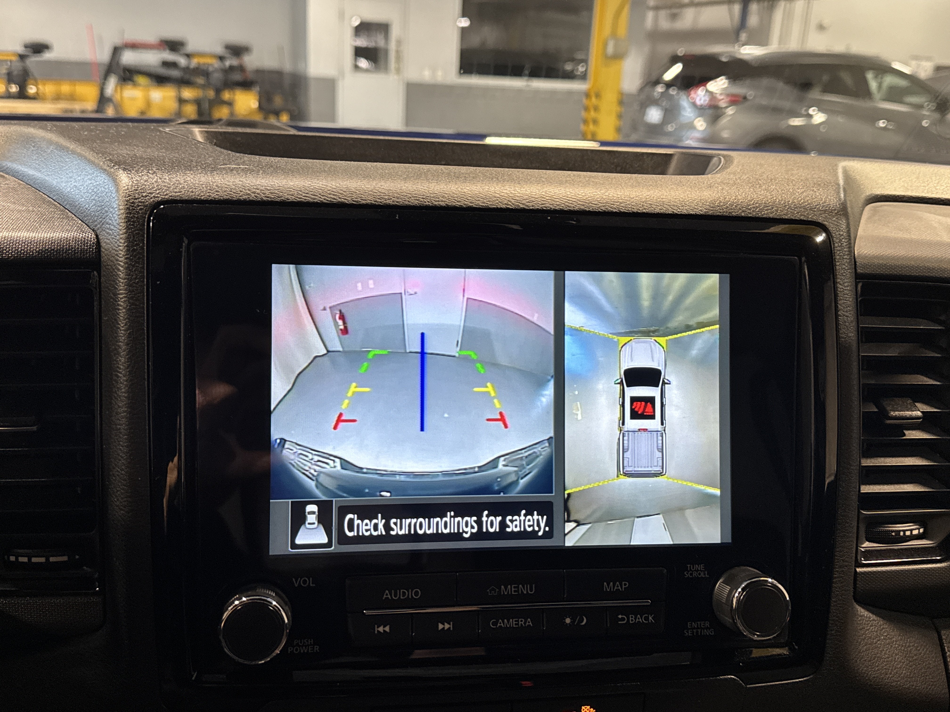 2023 Nissan Frontier PRO-4X W/Convenience and Technology Package