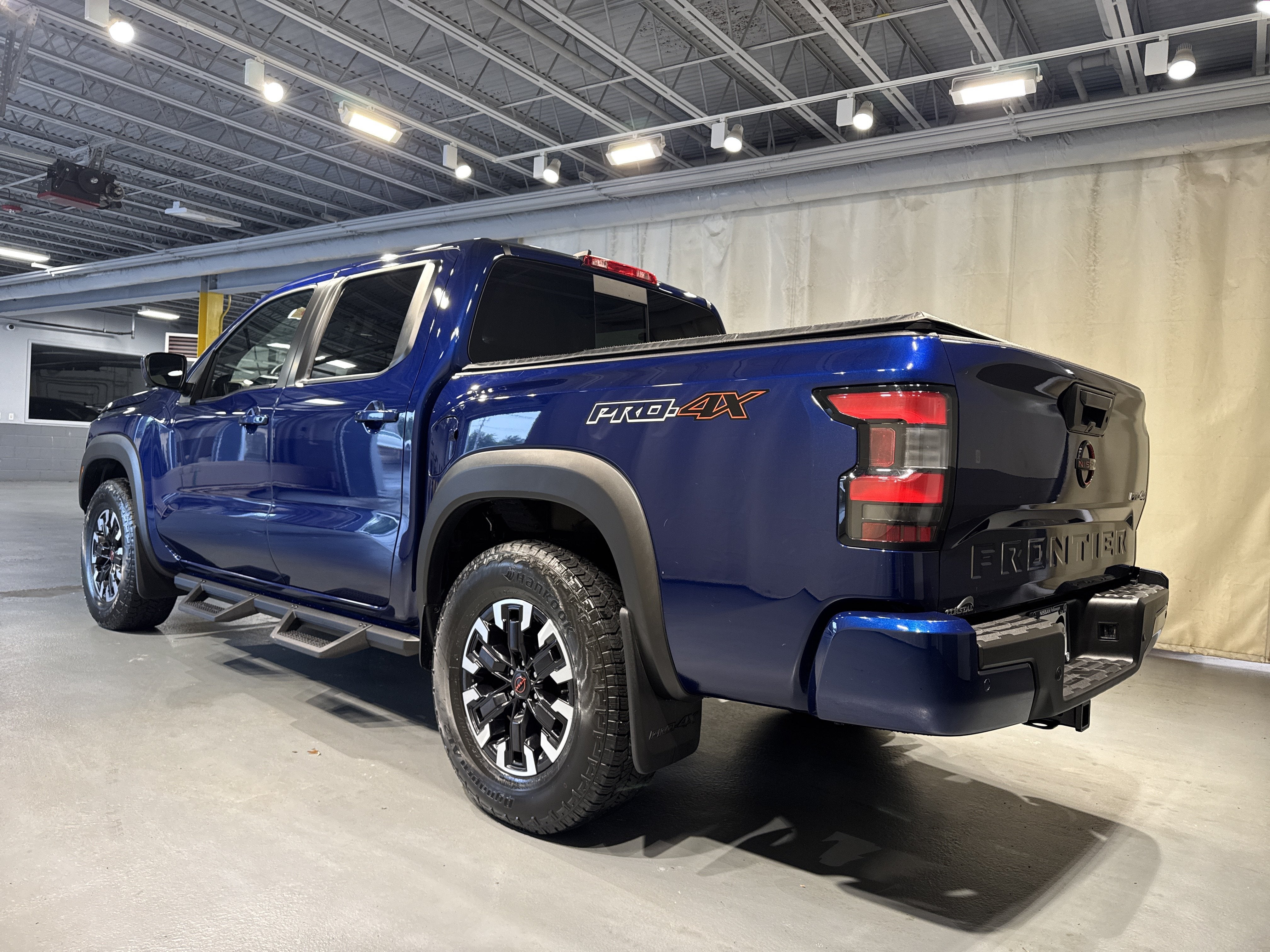 2023 Nissan Frontier PRO-4X W/Convenience and Technology Package