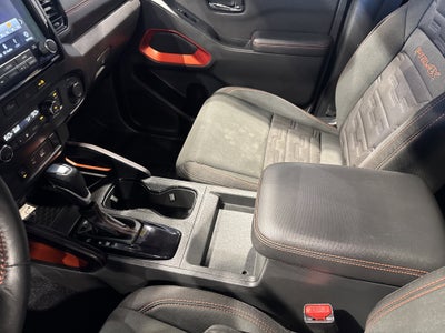 2023 Nissan Frontier PRO-4X W/Technology & Off-Road Protection Package