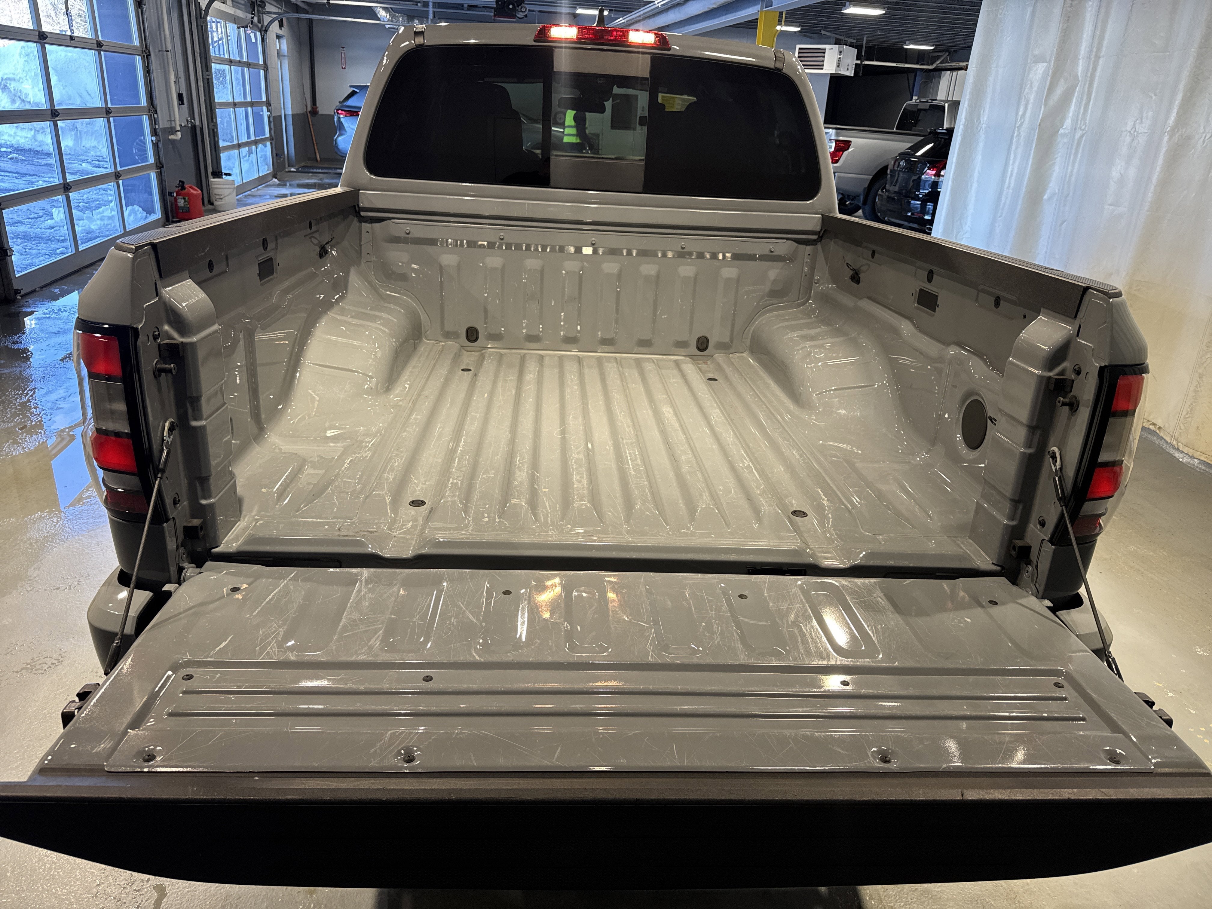 2023 Nissan Frontier PRO-4X W/Technology & Off-Road Protection Package