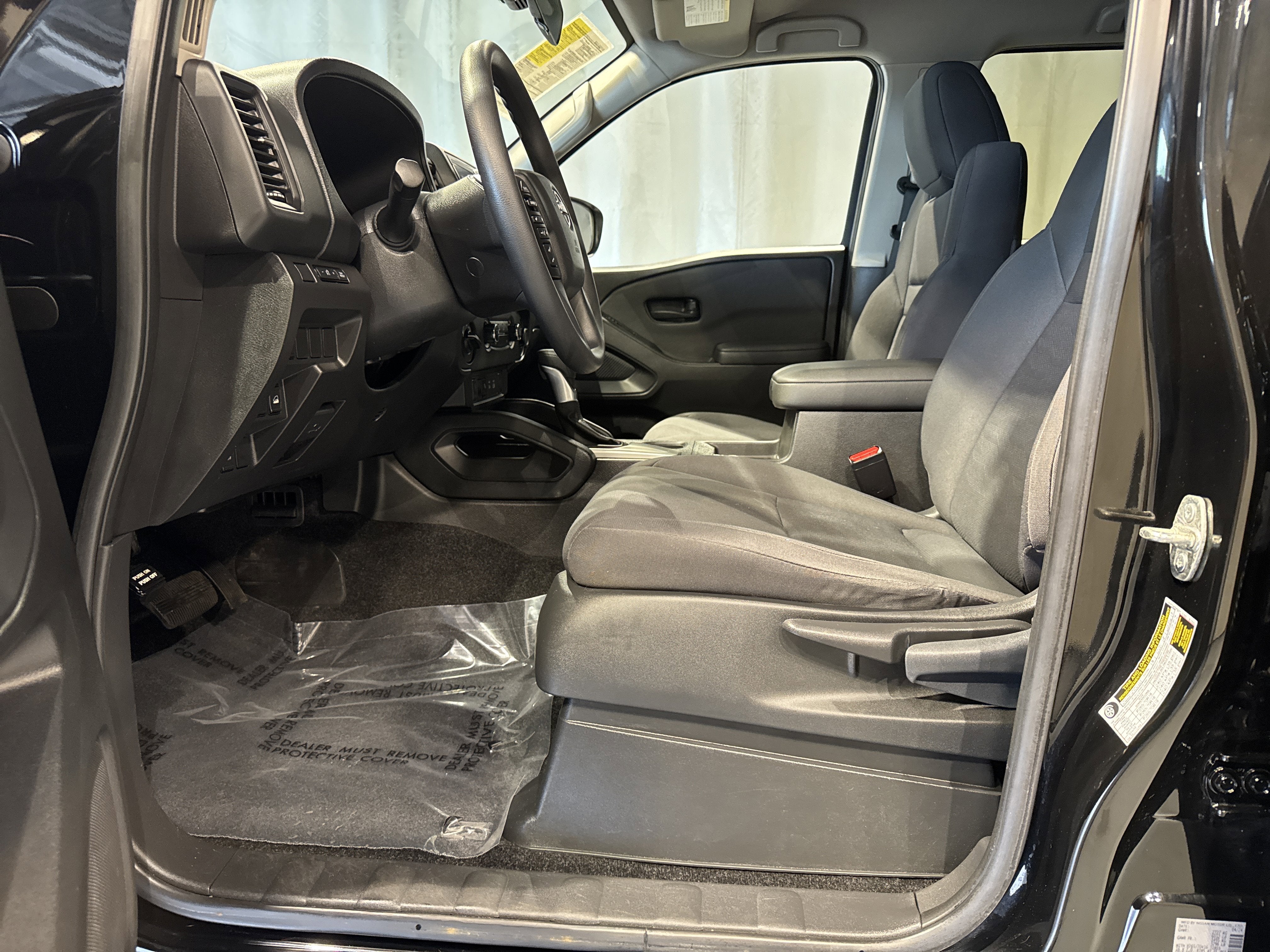 2024 Nissan Frontier S W/Technology