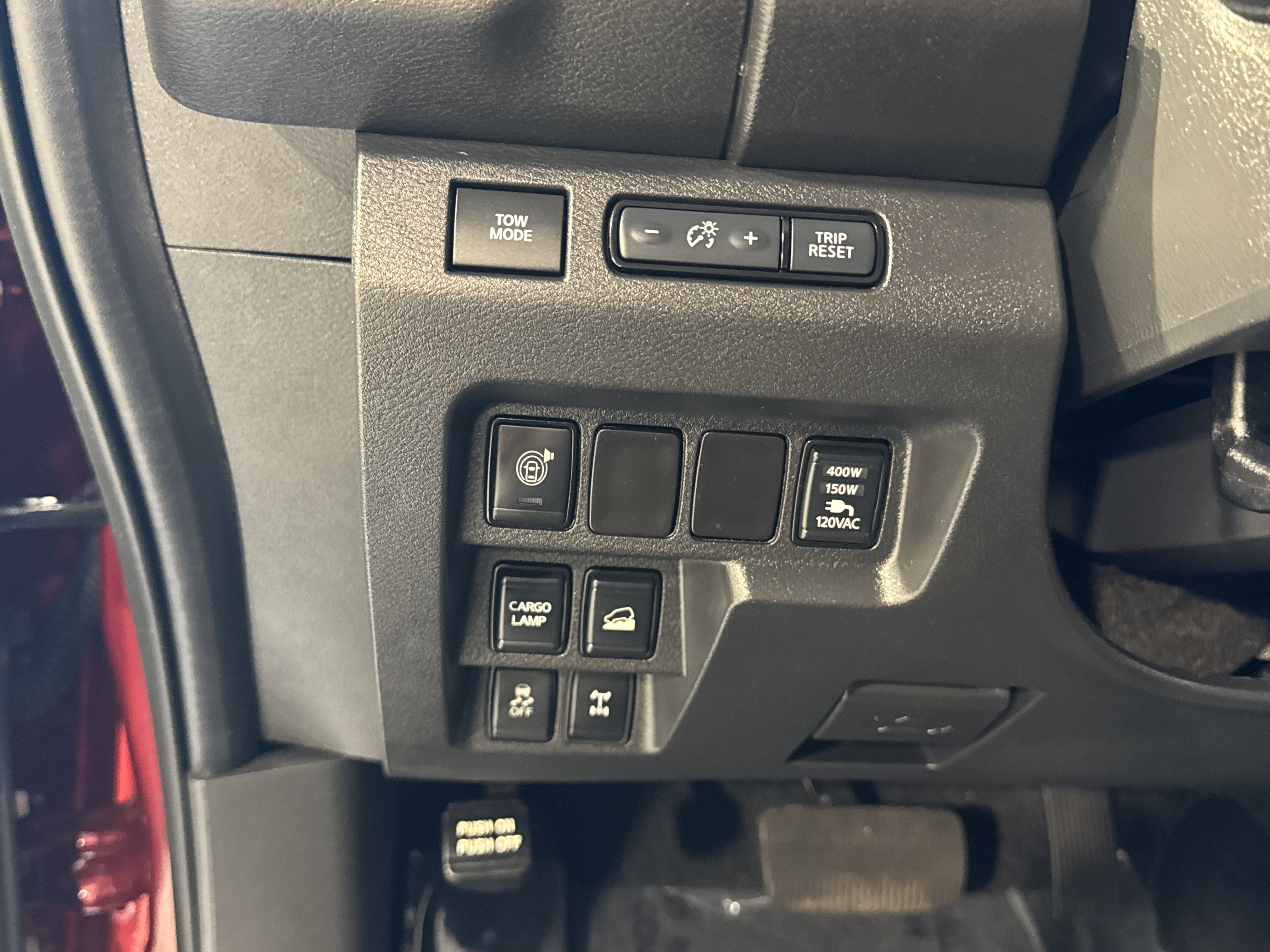 2025 Nissan Frontier PRO-4X W/Convenience & Premium Package