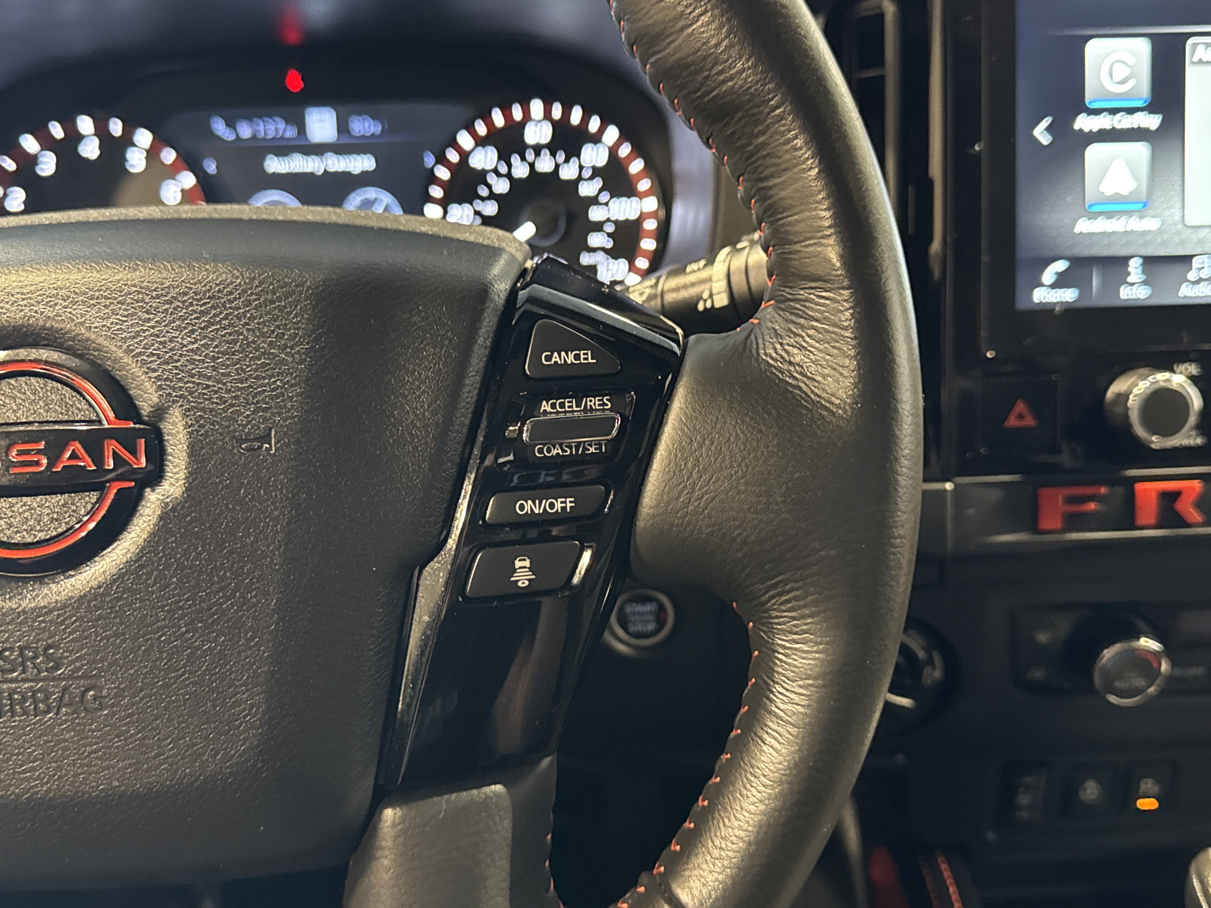 2025 Nissan Frontier PRO-4X W/Convenience & Premium Package