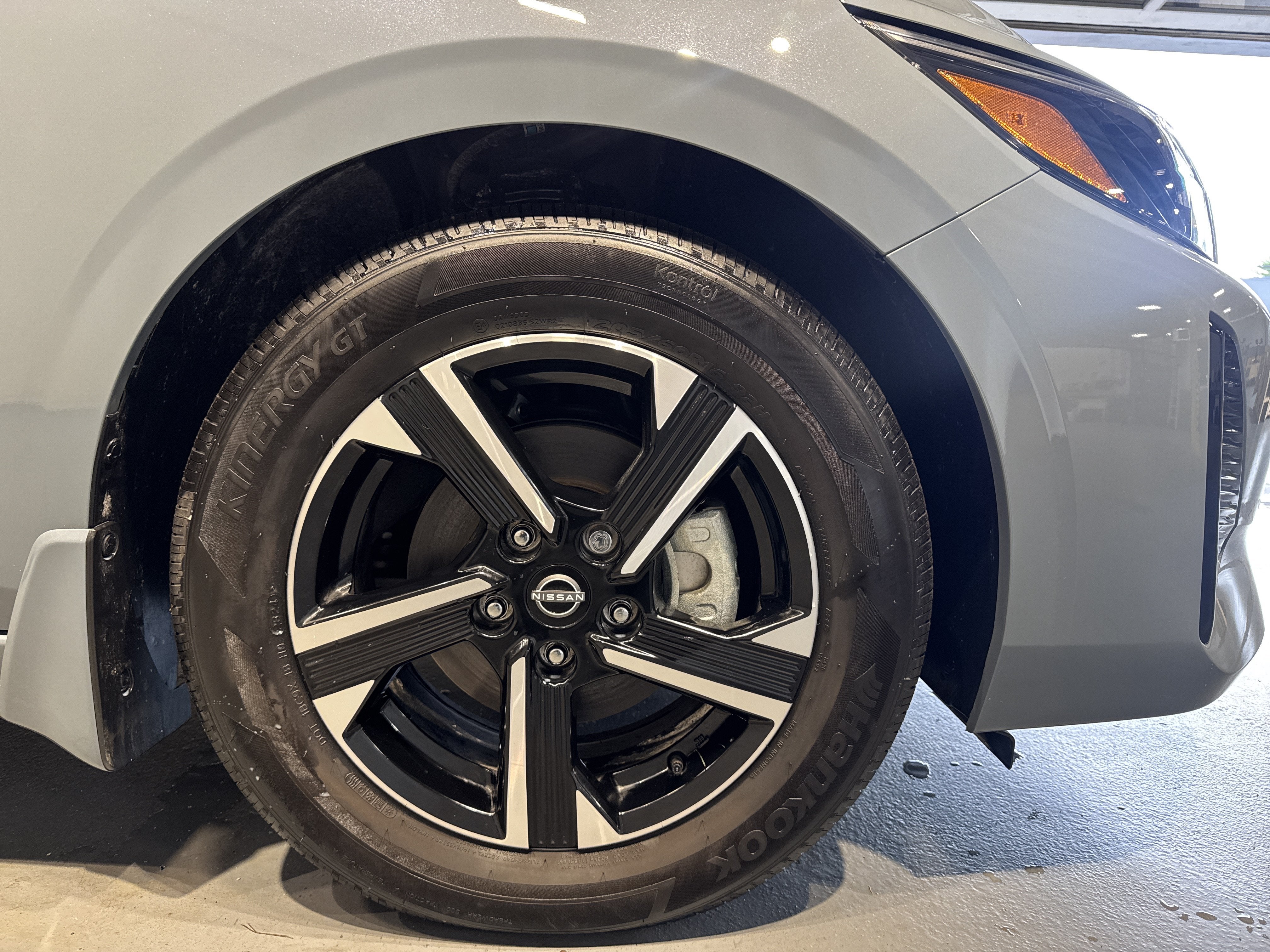 2025 Nissan Sentra SV W/All Weather Package