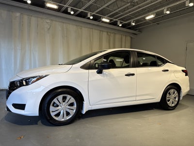 2024 Nissan Versa Base