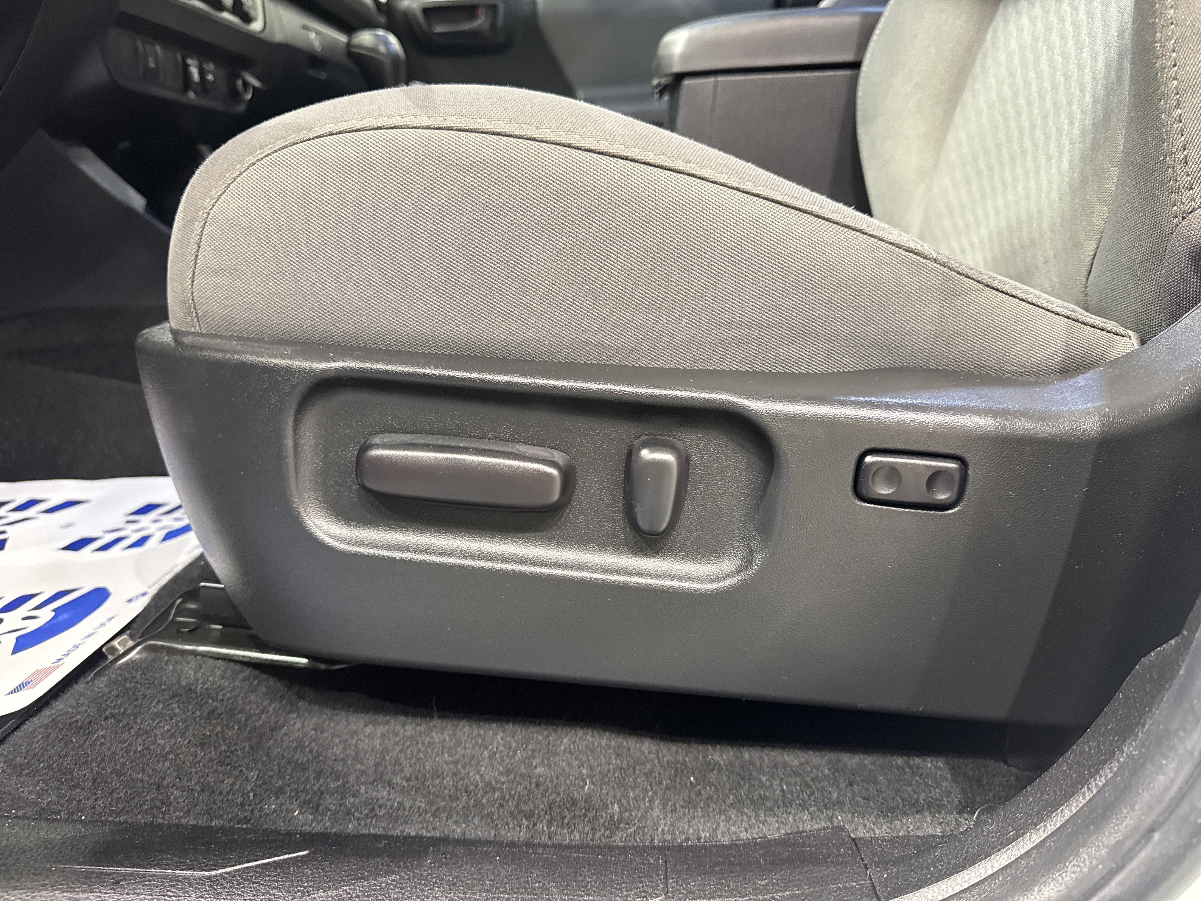 2023 Toyota Tacoma 4WD SR5