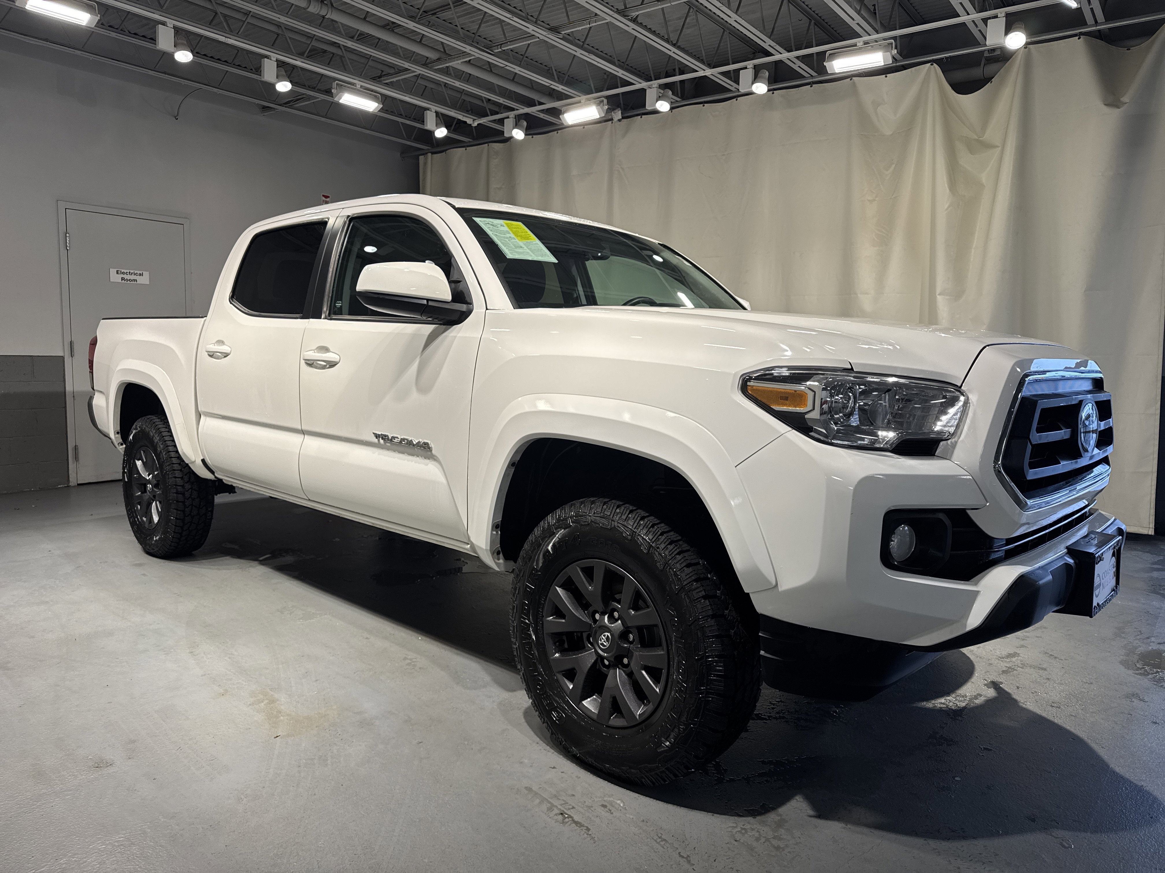 2023 Toyota Tacoma 4WD SR5
