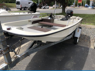 1974 BOSTON WHALER 110 SPORT Base