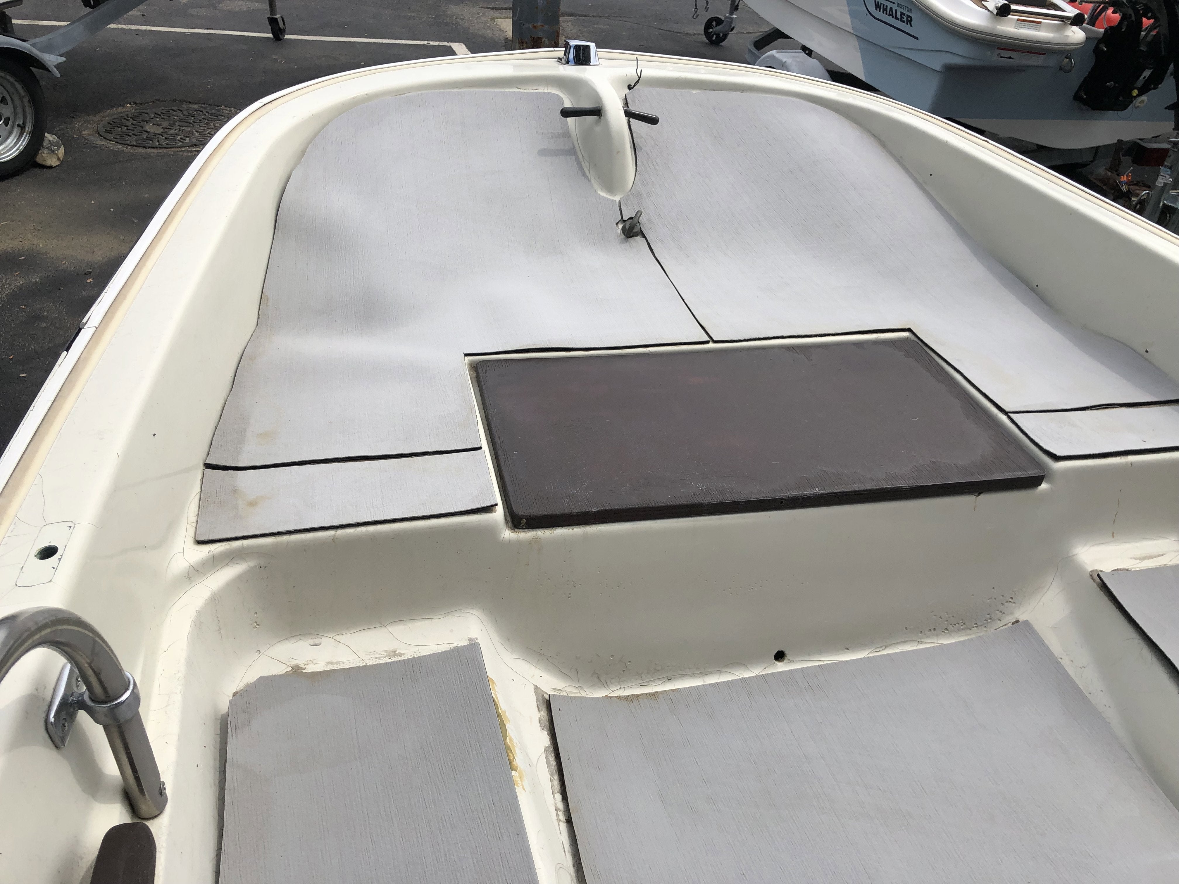 1974 BOSTON WHALER 110 SPORT Base