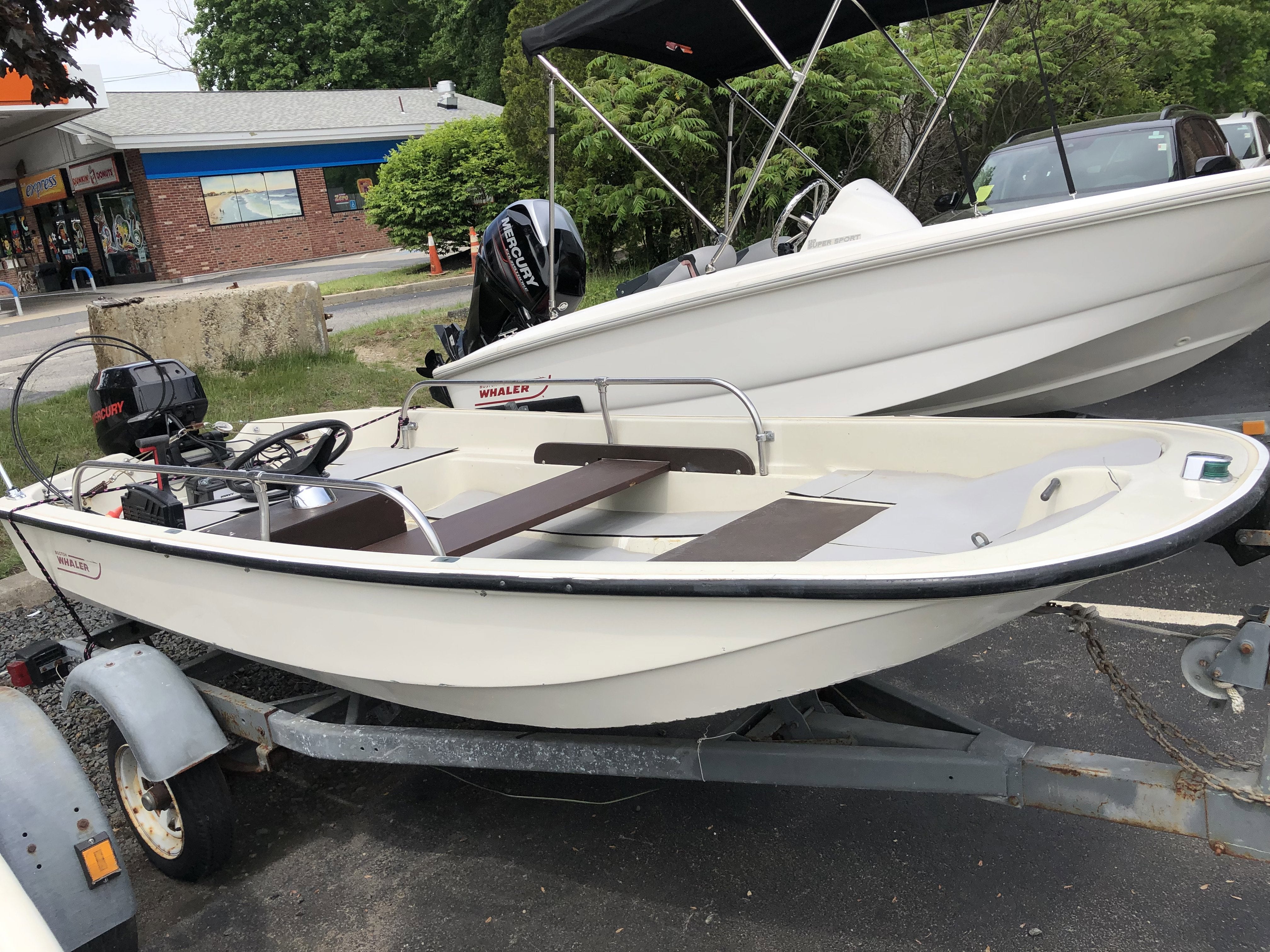 1974 BOSTON WHALER 110 SPORT Base
