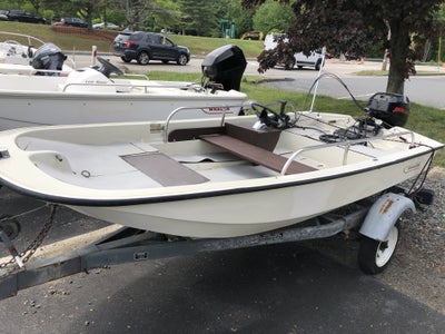 1974 BOSTON WHALER 110 SPORT Base