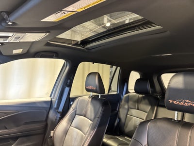 2025 Honda Passport Base