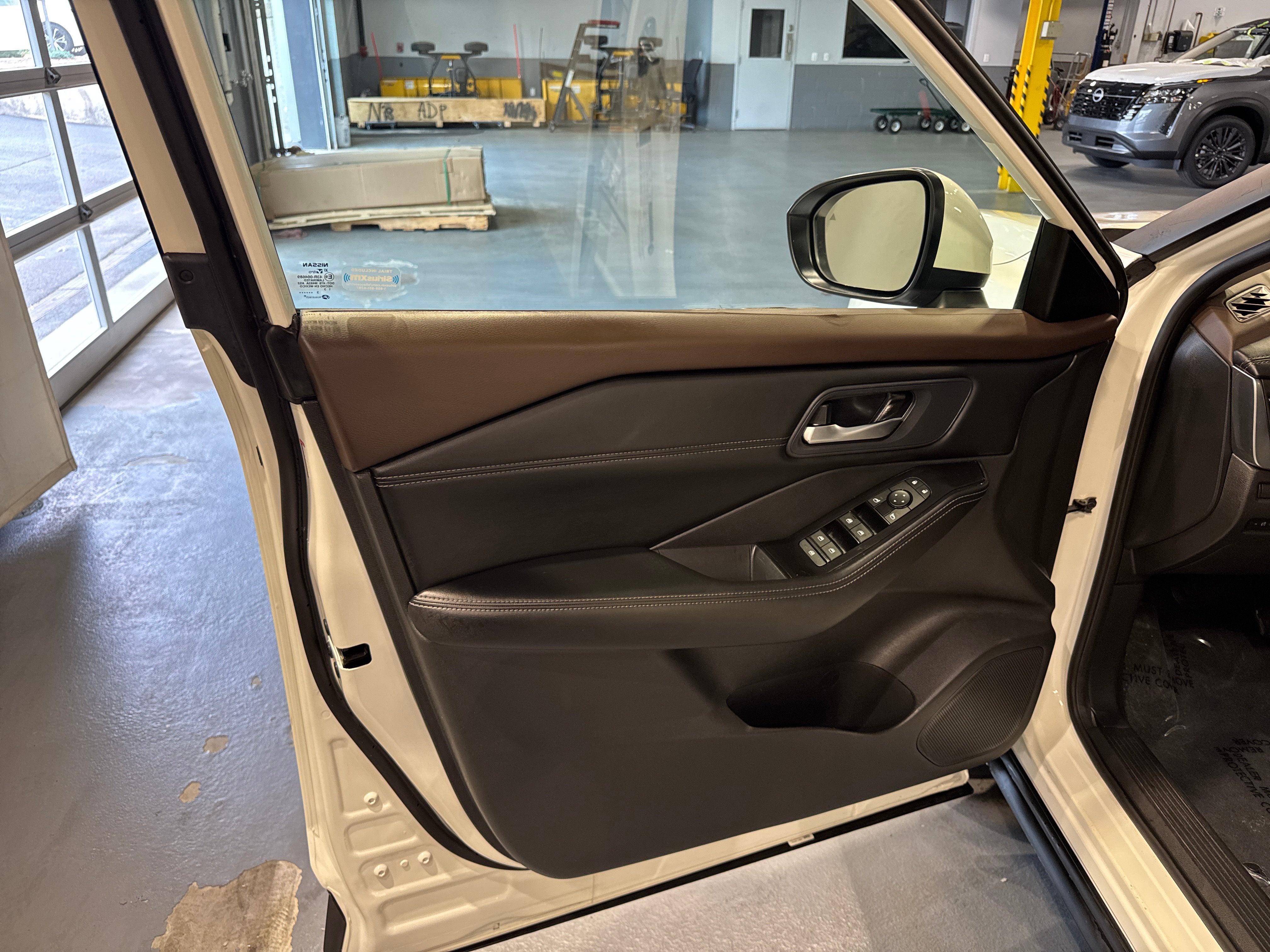 2023 Nissan Rogue SV W/Premium Package