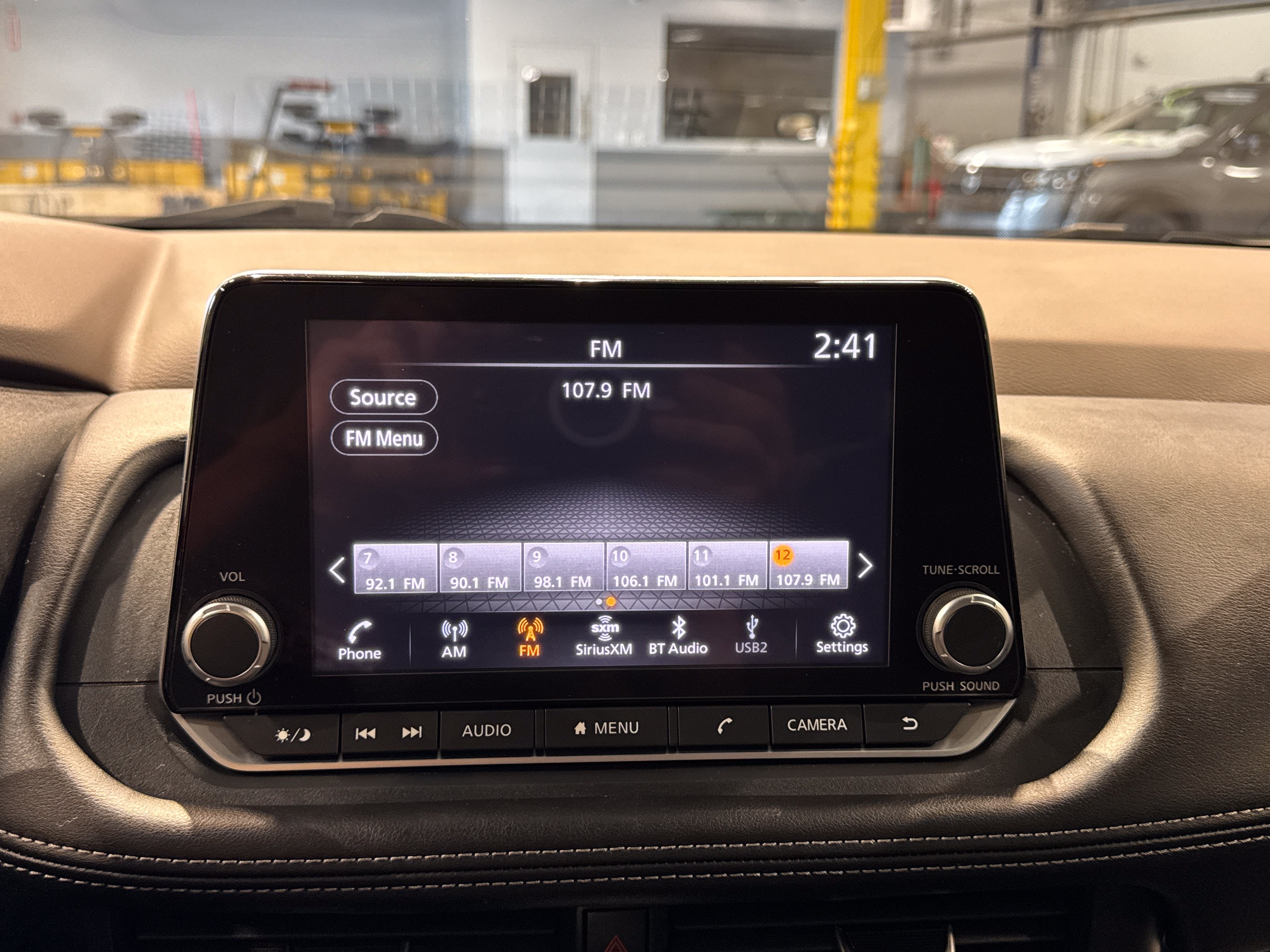 2023 Nissan Rogue SV W/Premium Package
