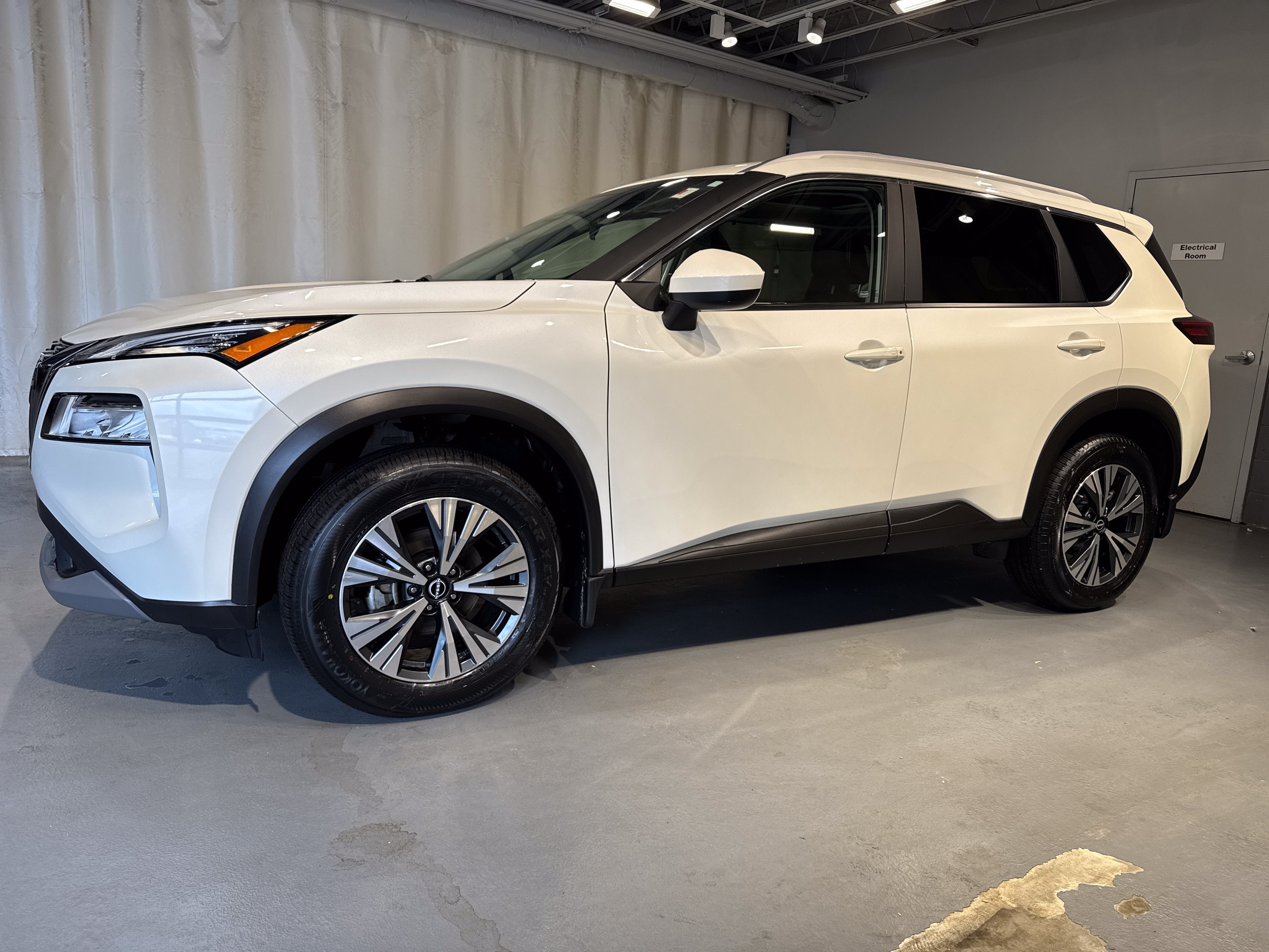2023 Nissan Rogue SV W/Premium Package
