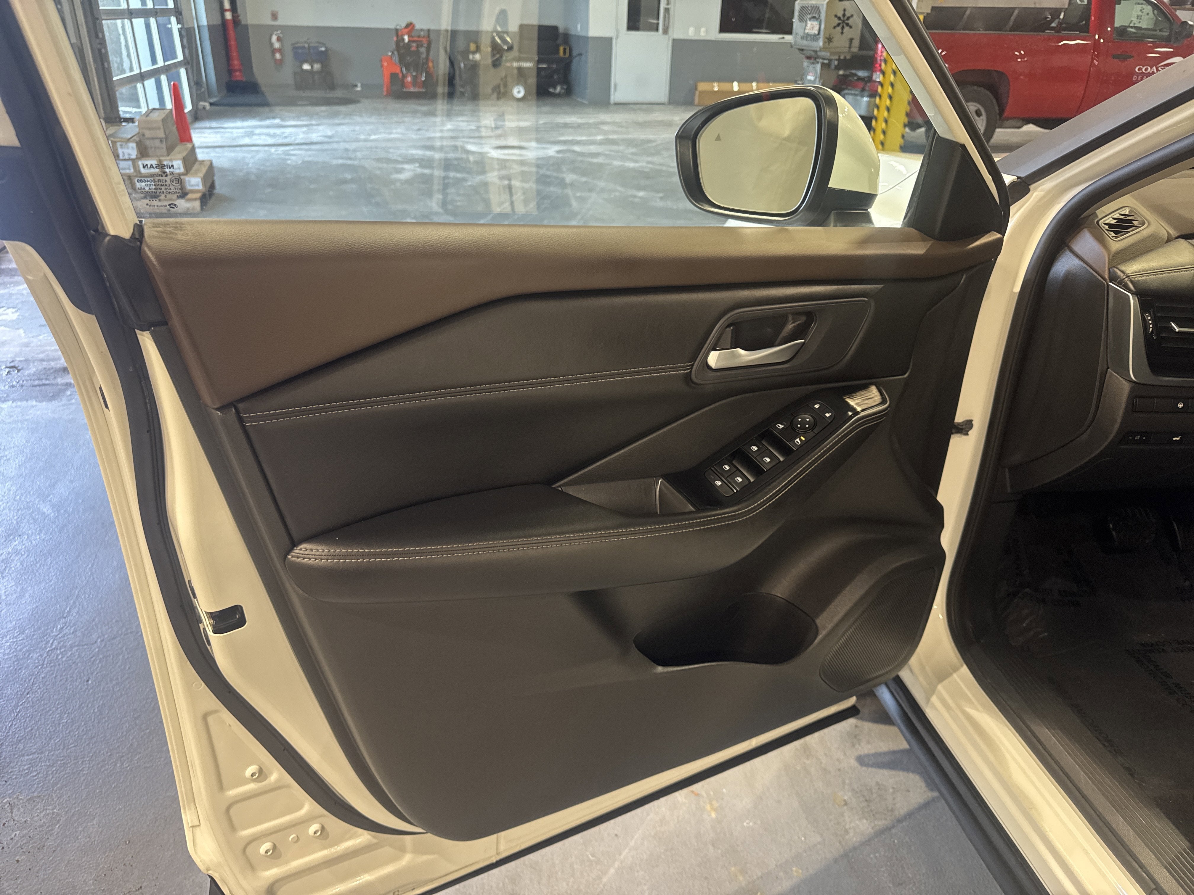 2023 Nissan Rogue SV W/Premium Package