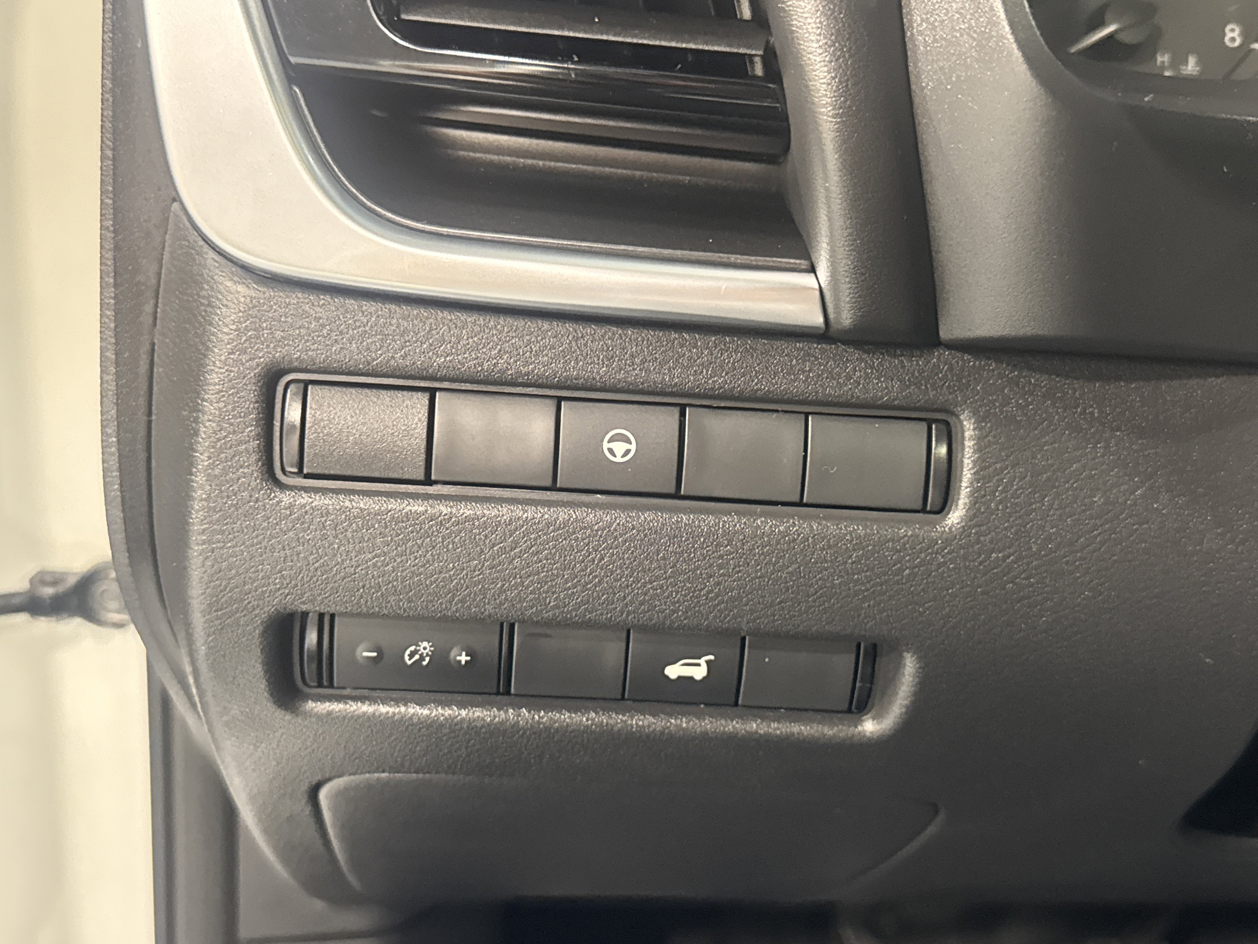 2023 Nissan Rogue SV W/Premium Package