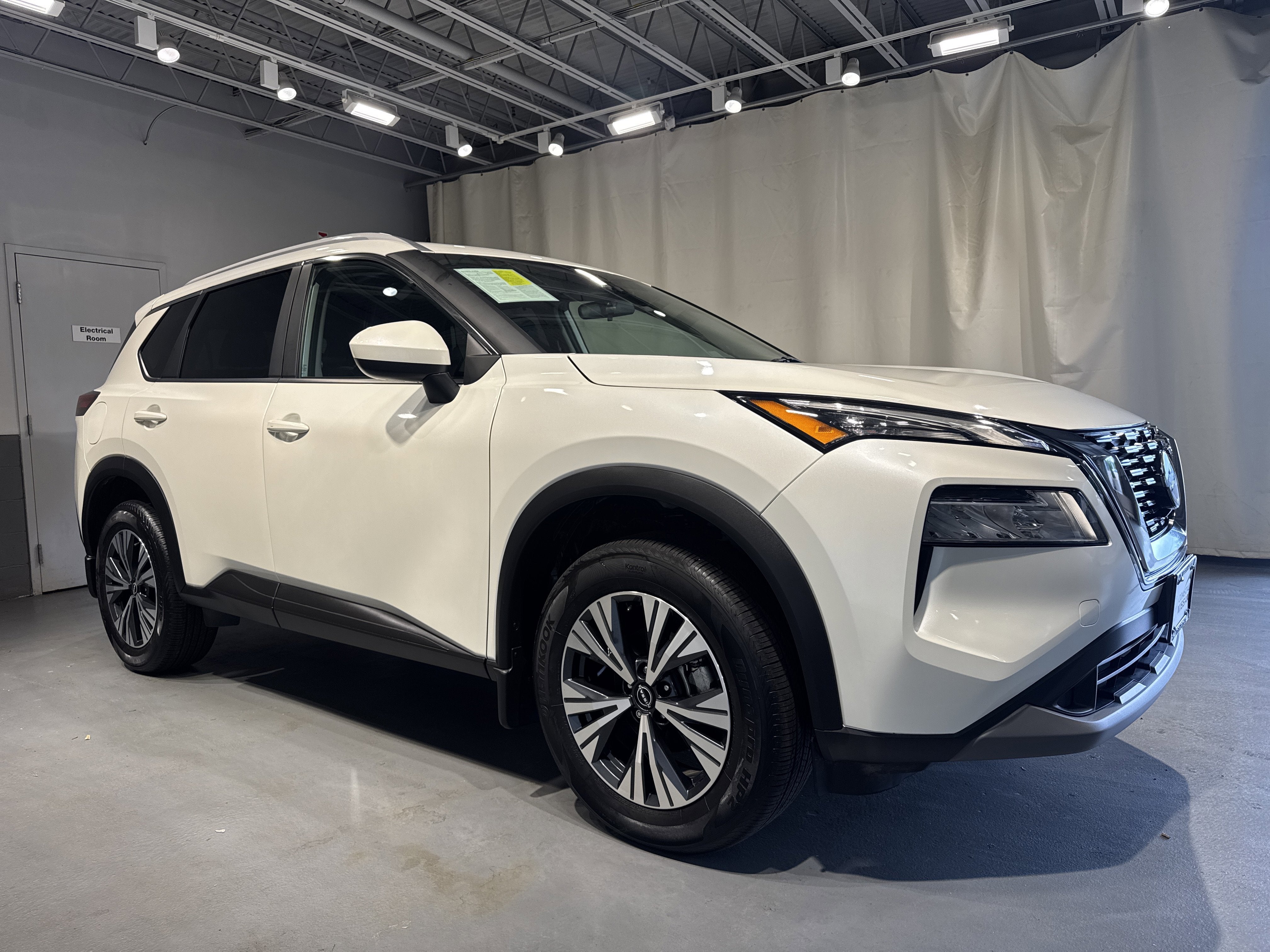 2023 Nissan Rogue SV W/Premium Package