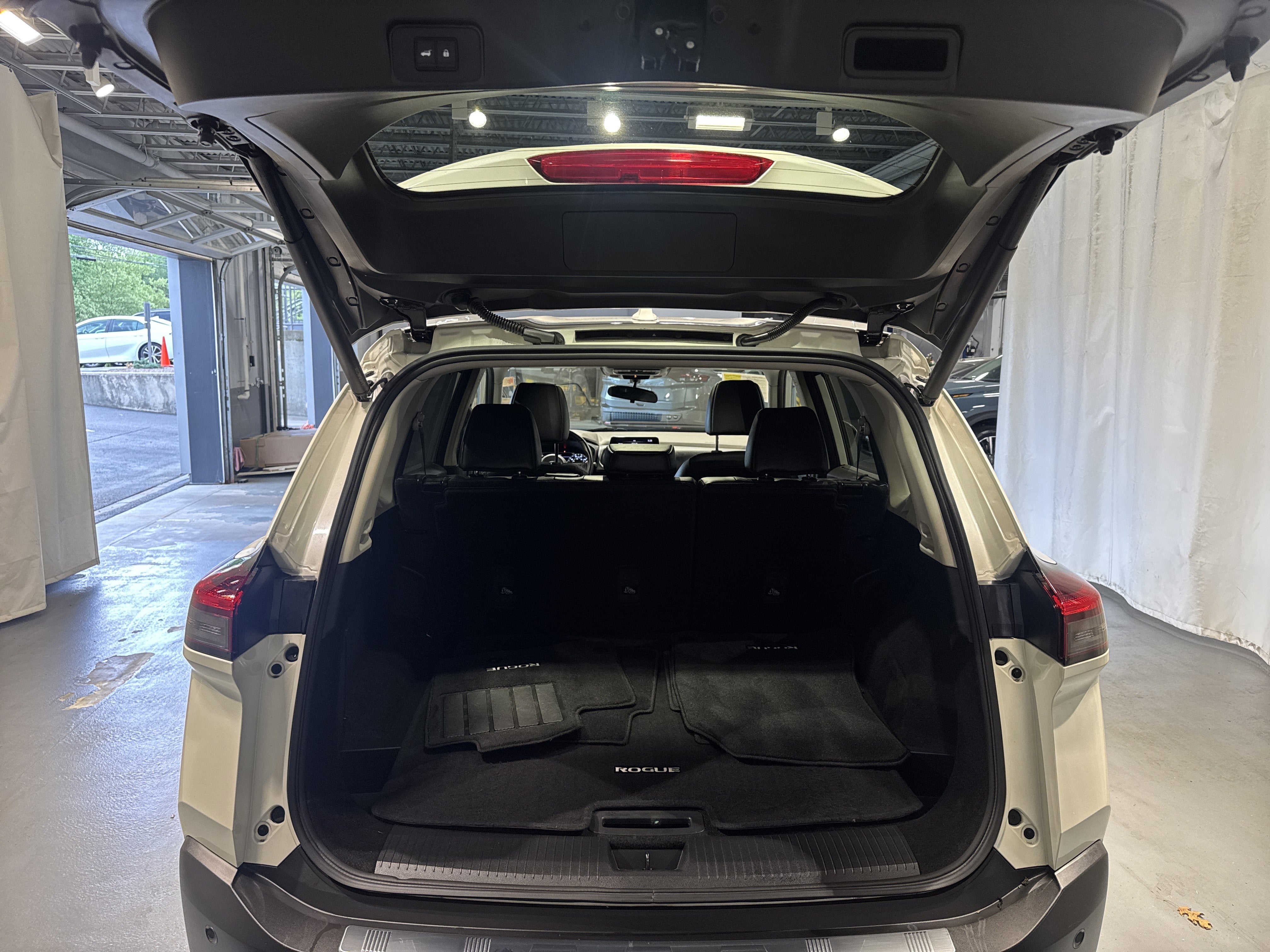 2023 Nissan Rogue SV W/Premium Package