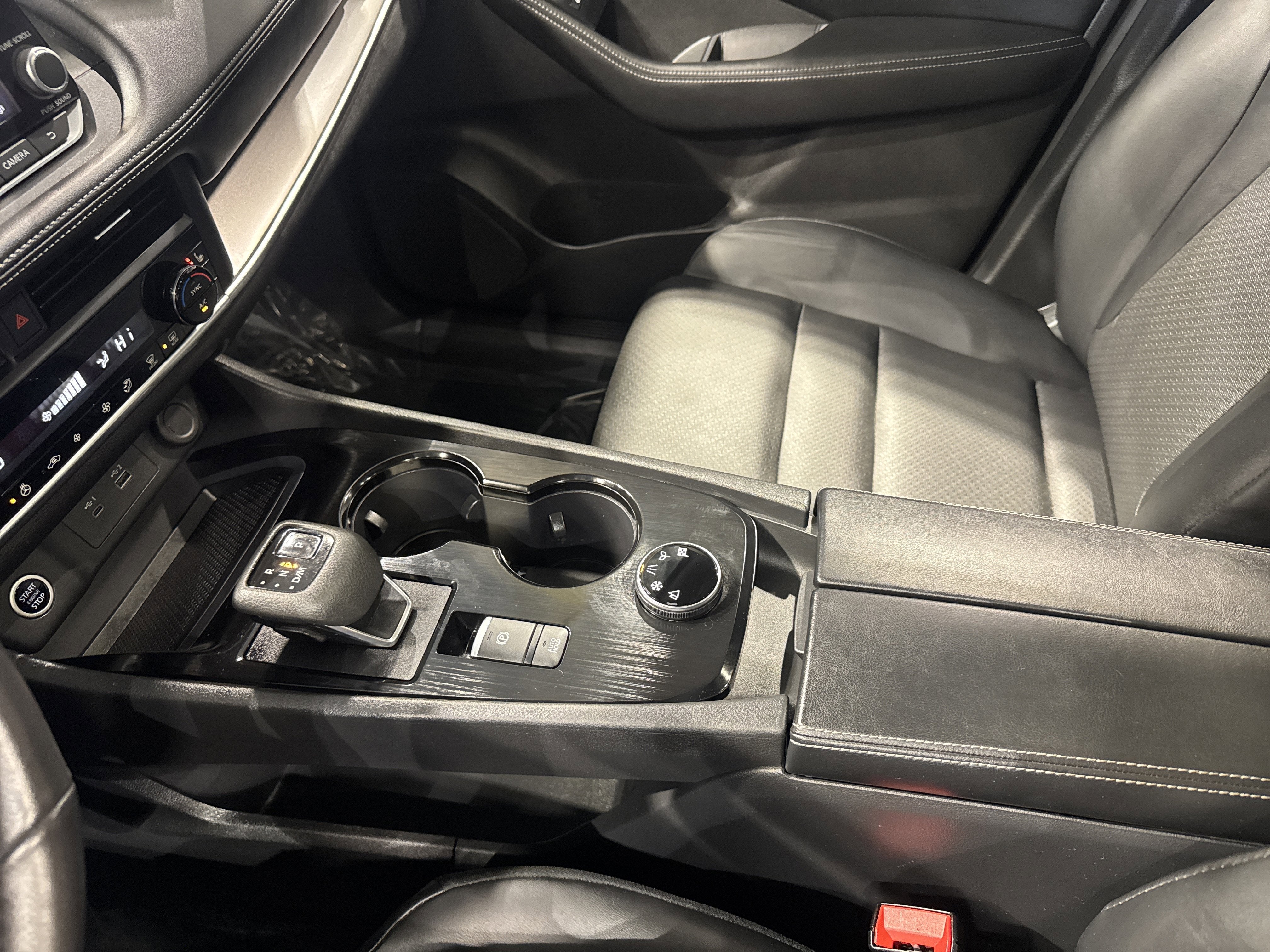 2023 Nissan Rogue SV W/Premium Package