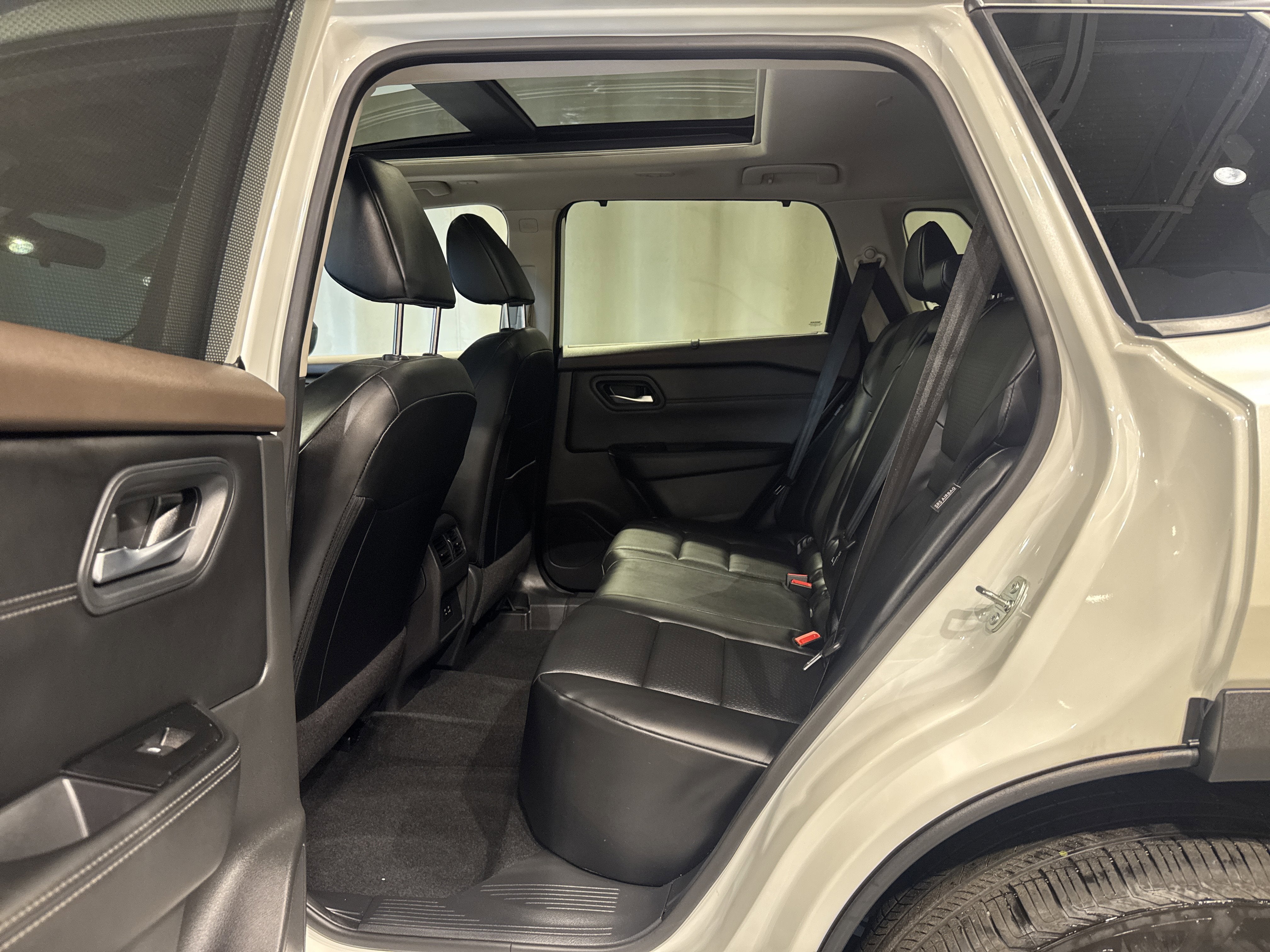 2023 Nissan Rogue SV W/Premium Package