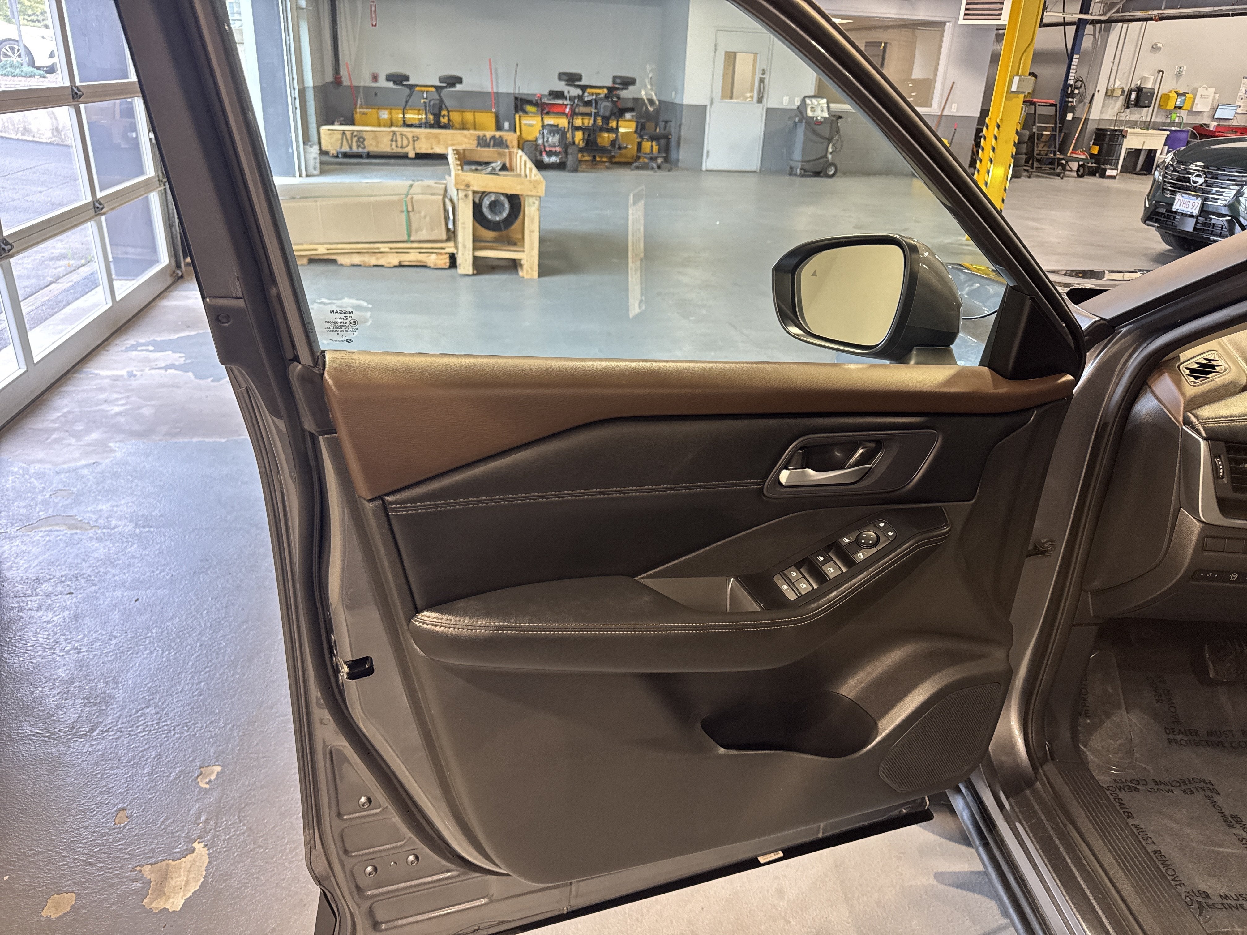 2023 Nissan Rogue SV W/Premium Package