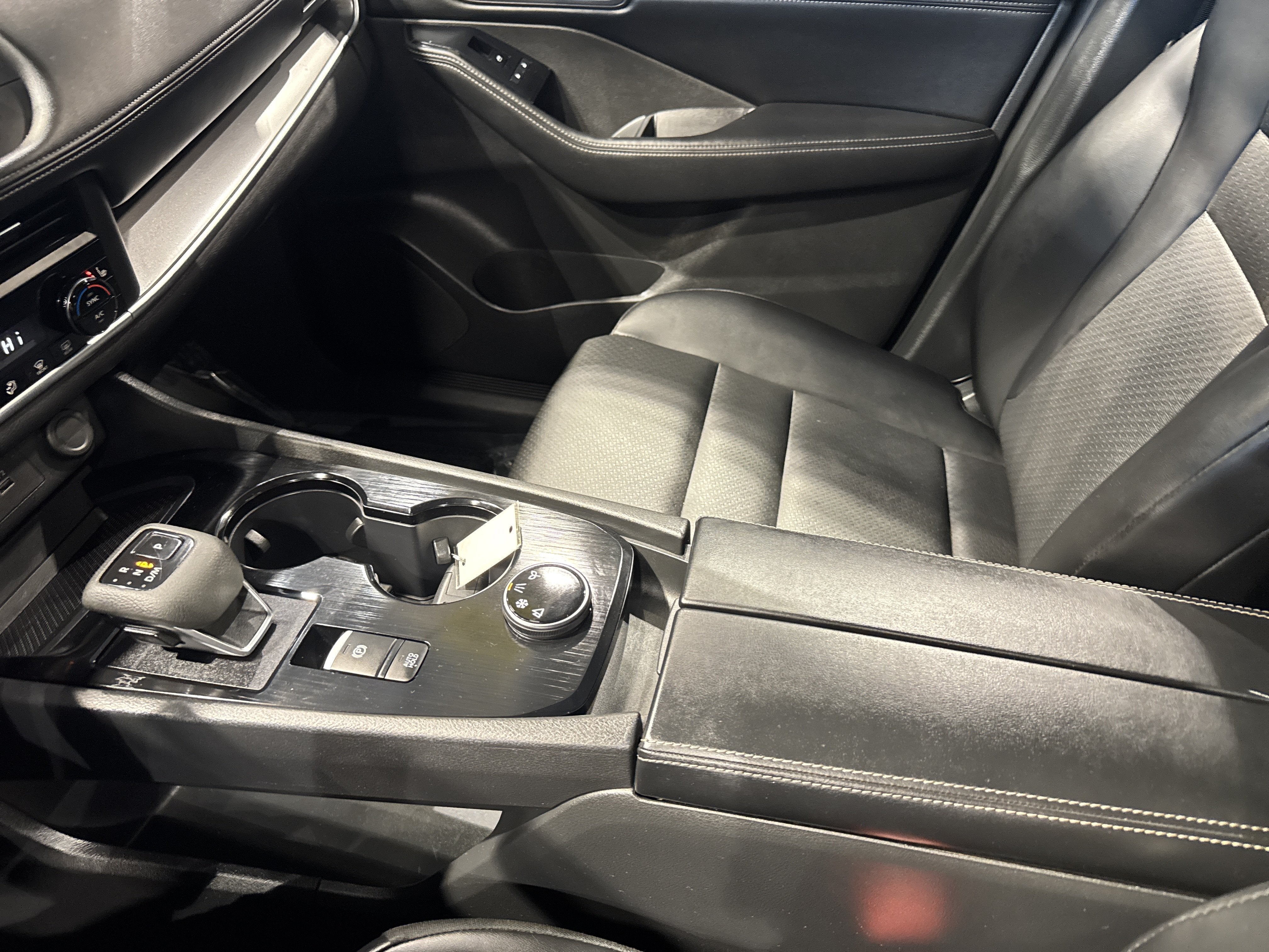 2023 Nissan Rogue SV W/Premium Package