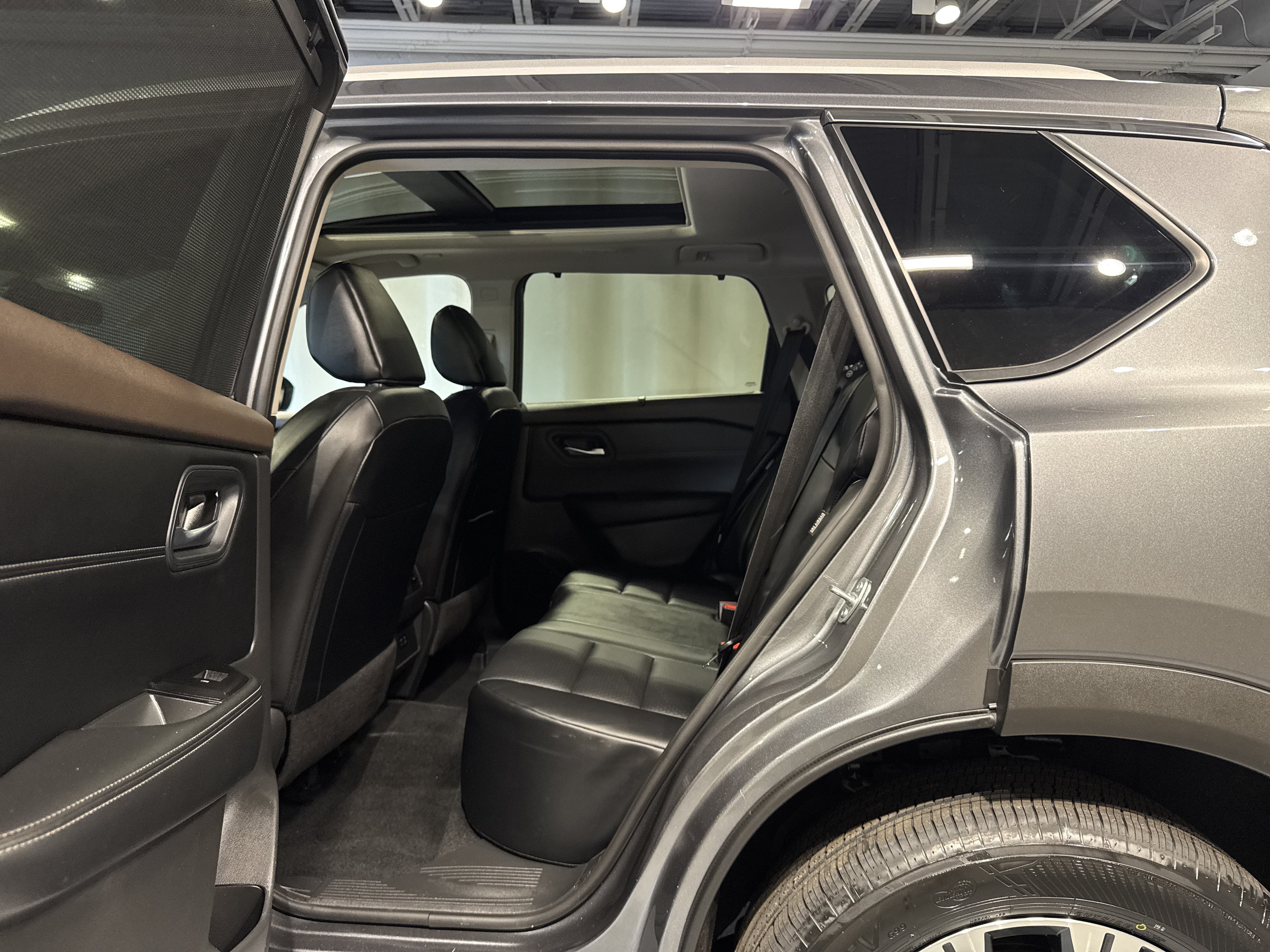 2023 Nissan Rogue SV W/Premium Package