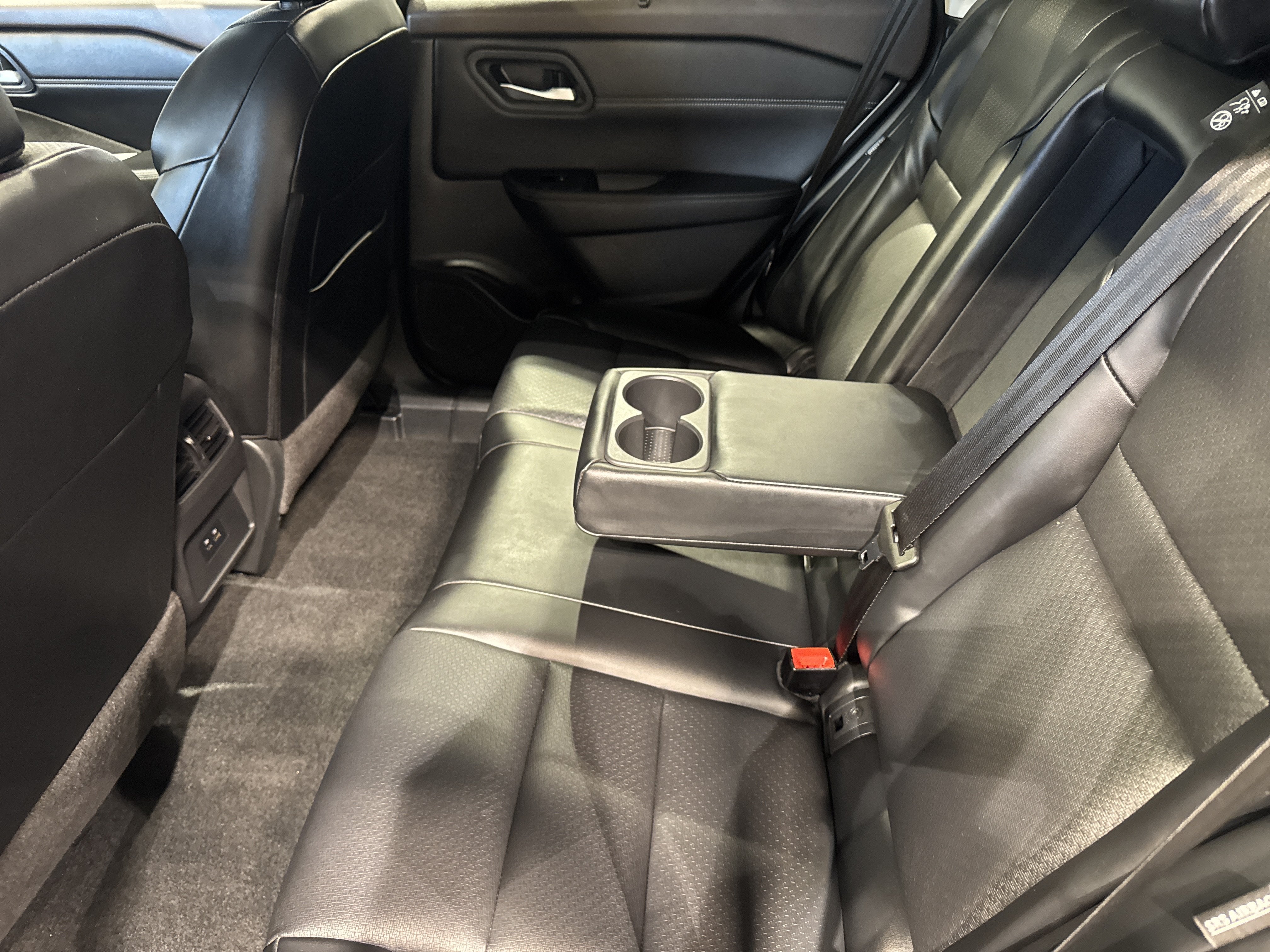 2023 Nissan Rogue SV W/Premium Package
