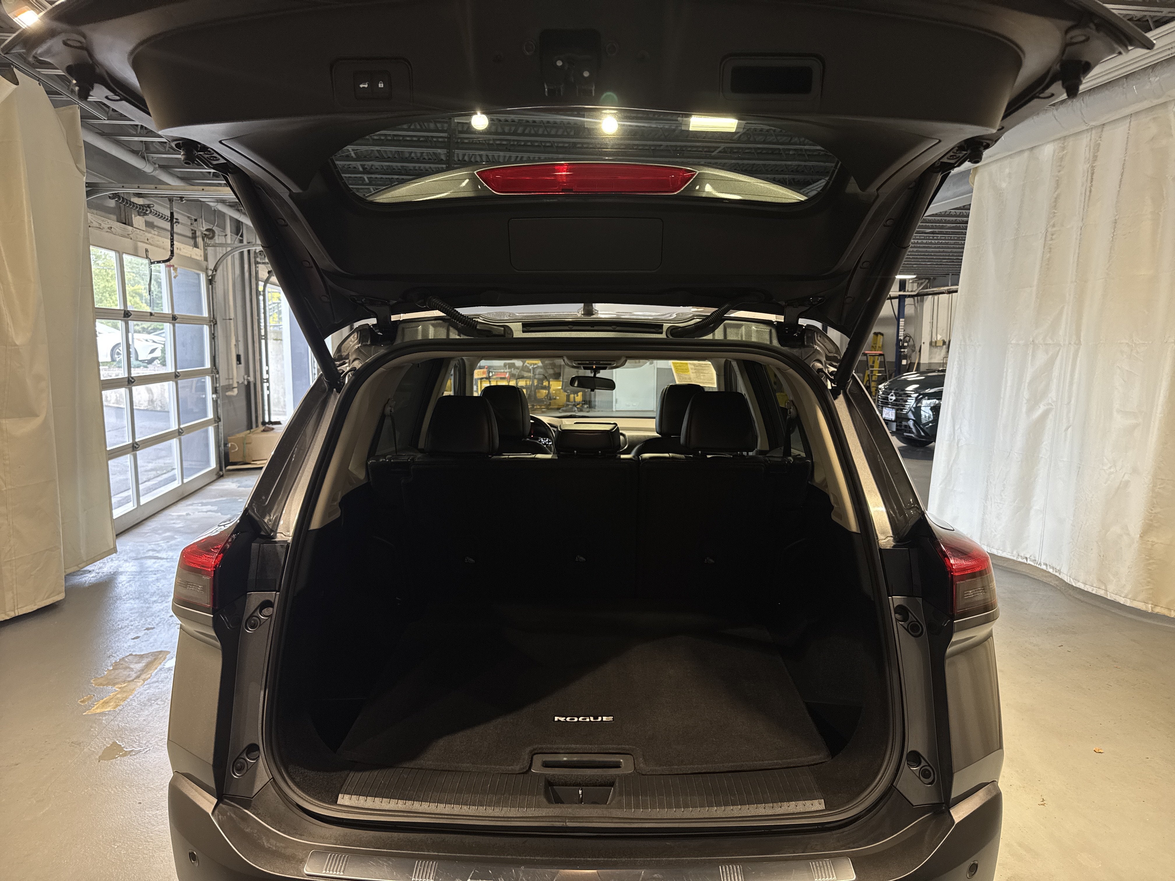 2023 Nissan Rogue SV W/Premium Package