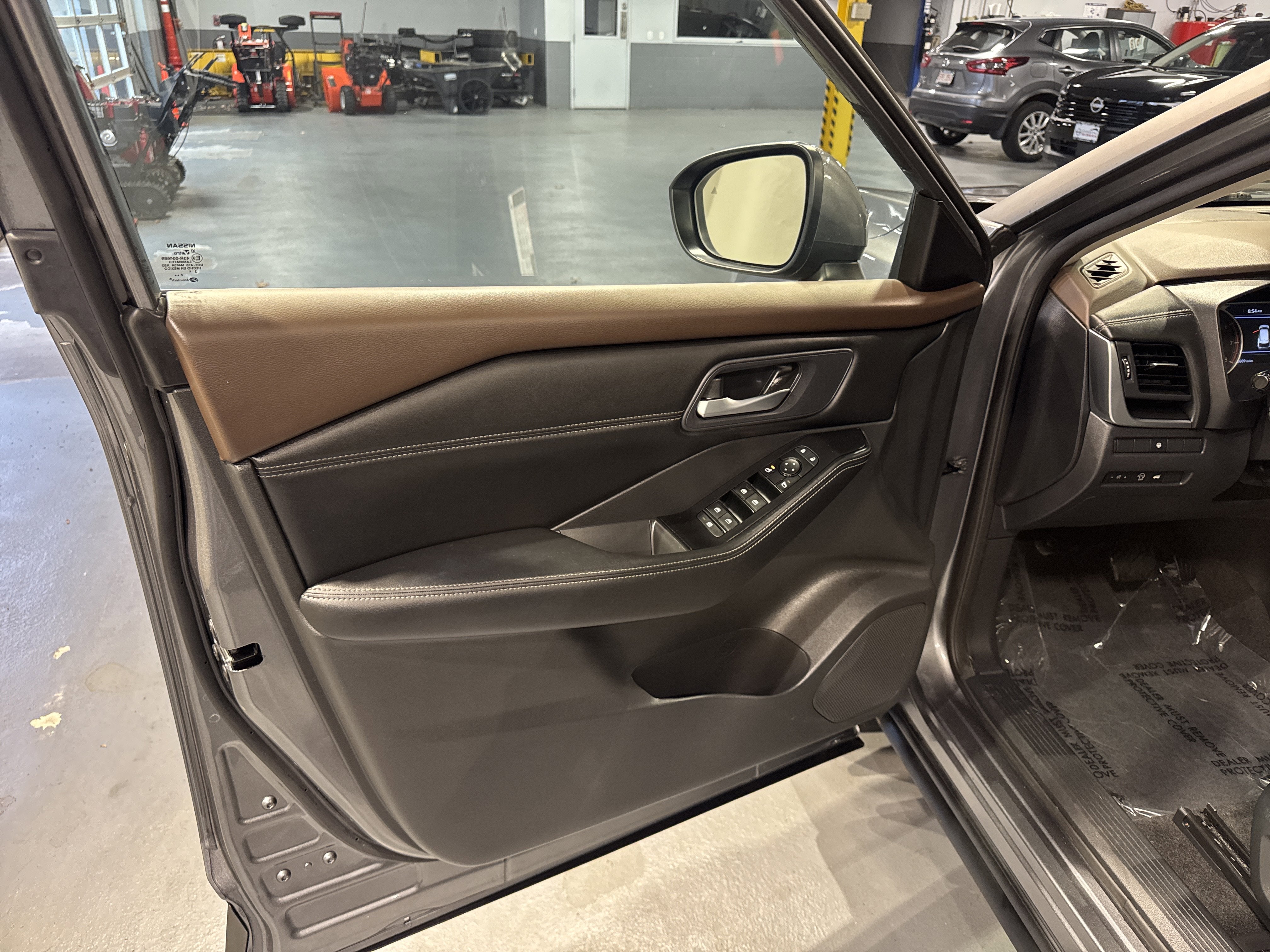 2023 Nissan Rogue SV W/Premium Package