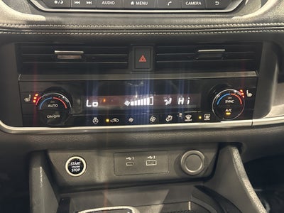 2023 Nissan Rogue SV W/Premium Package
