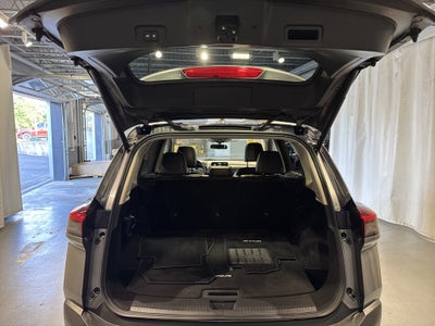2023 Nissan Rogue SV W/Premium Package