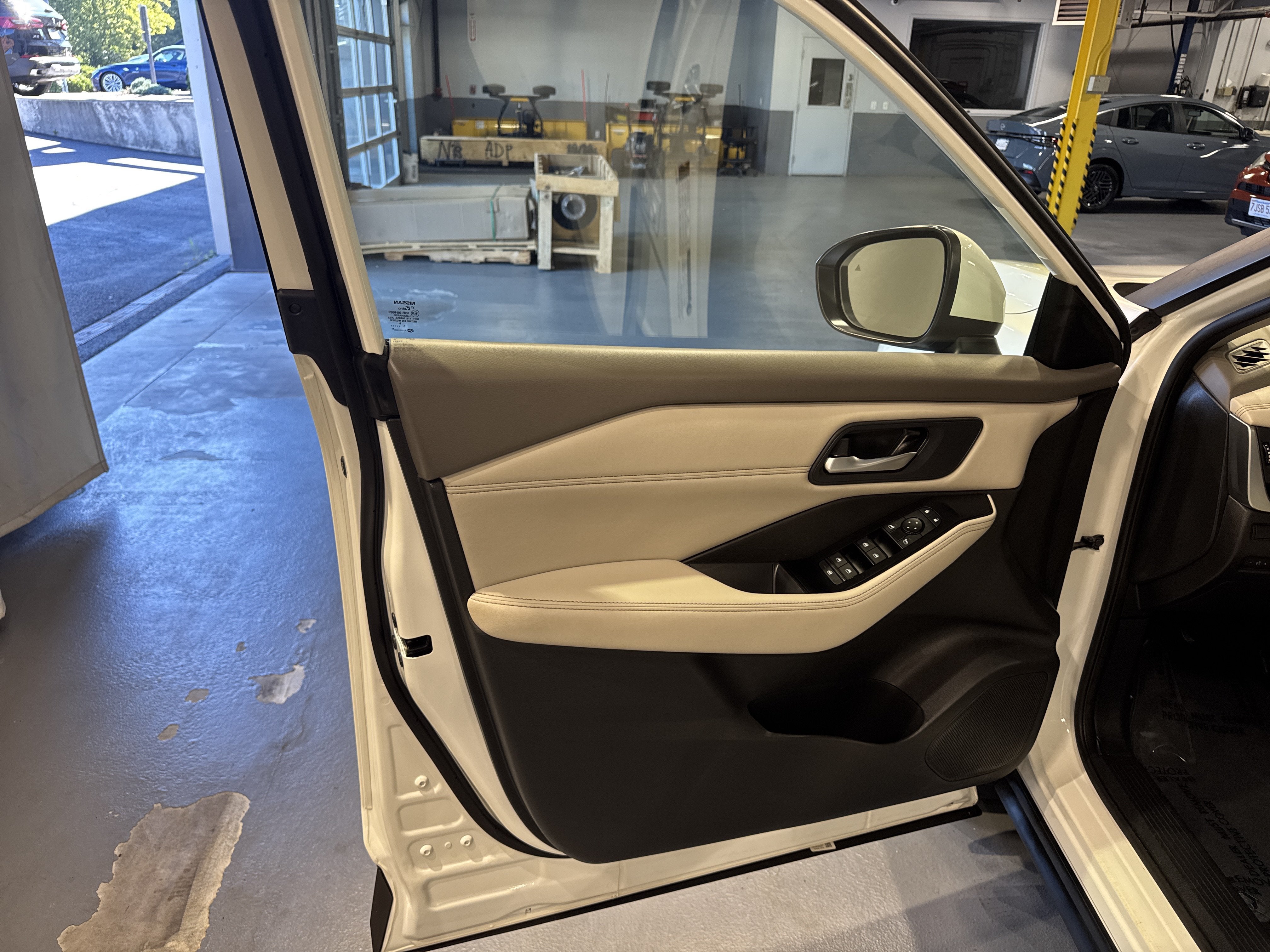 2023 Nissan Rogue SV W/Premium Package