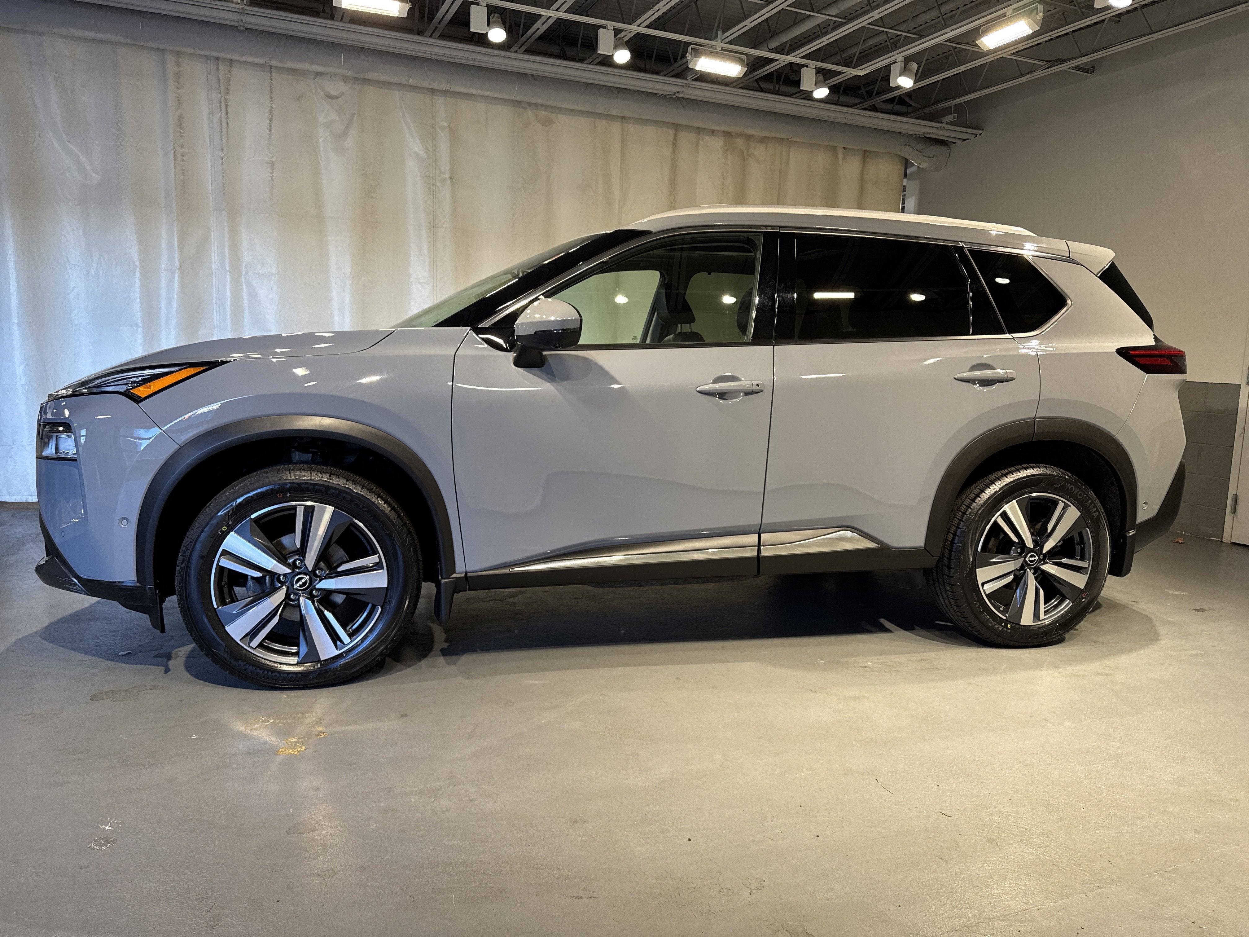 2022 Nissan Rogue SL