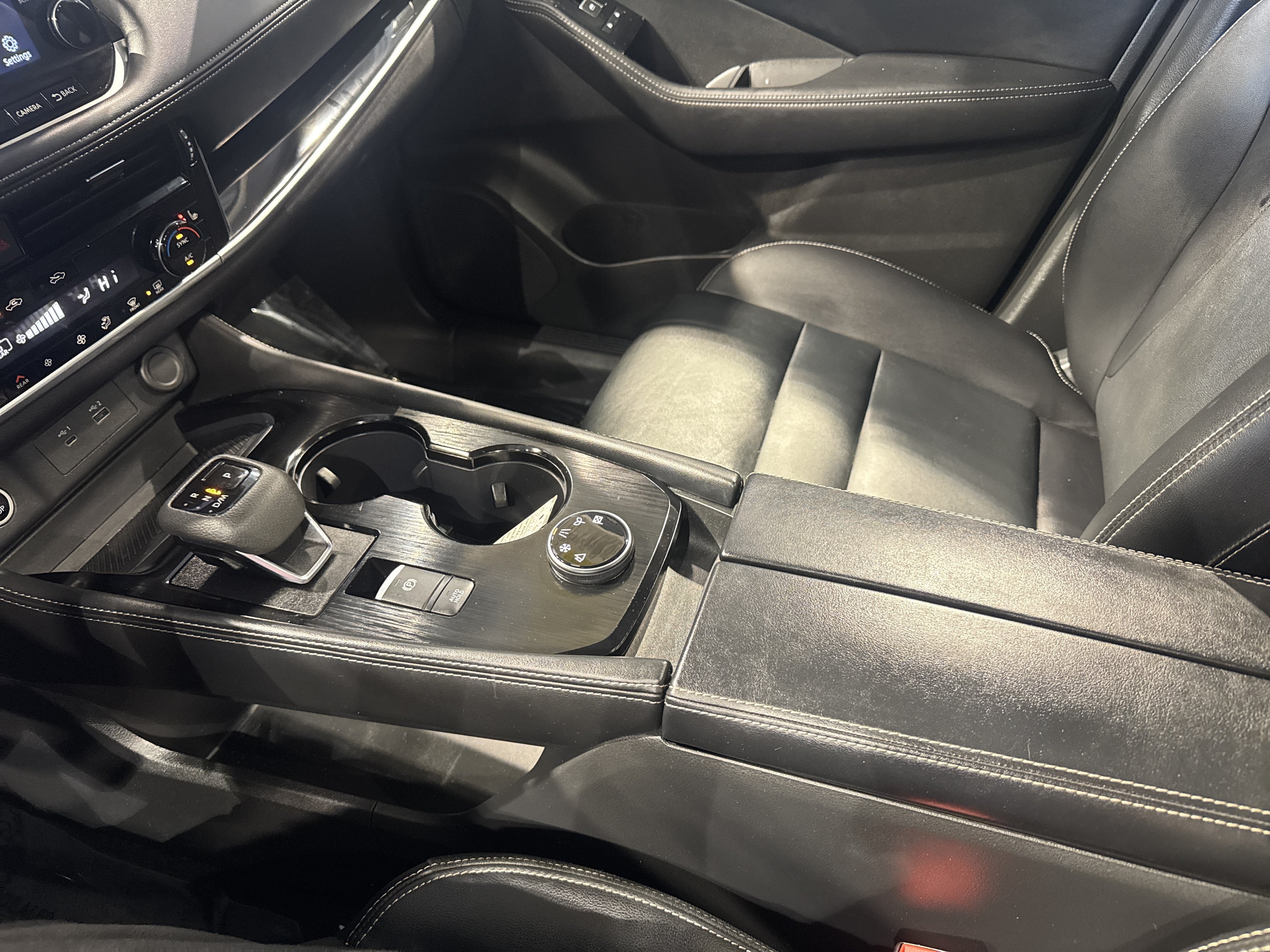 2023 Nissan Rogue SL W/Premium Package