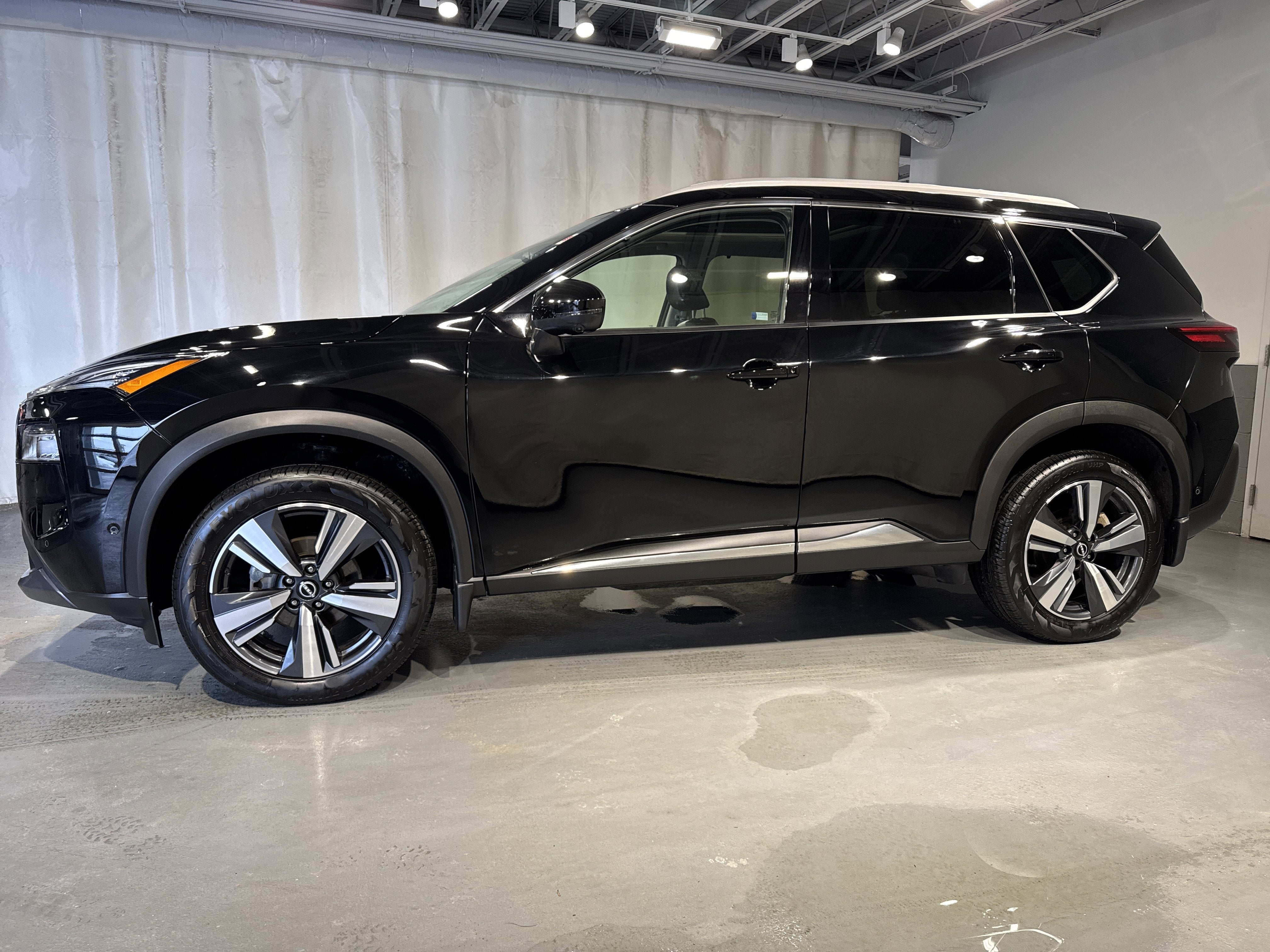 2023 Nissan Rogue SL W/Premium Package