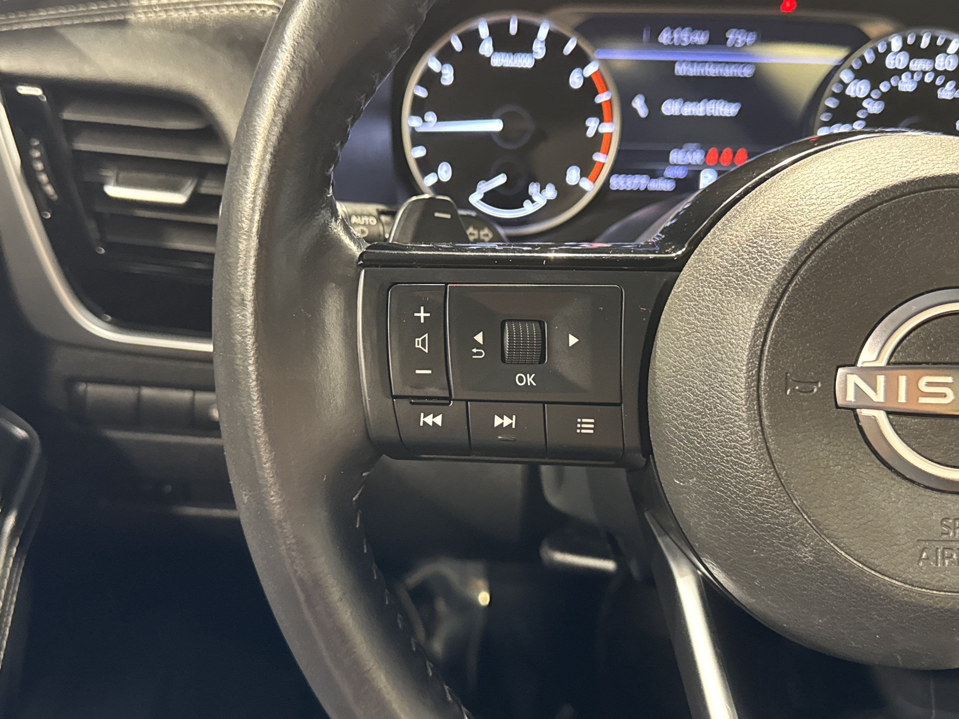 2022 Nissan Rogue SL